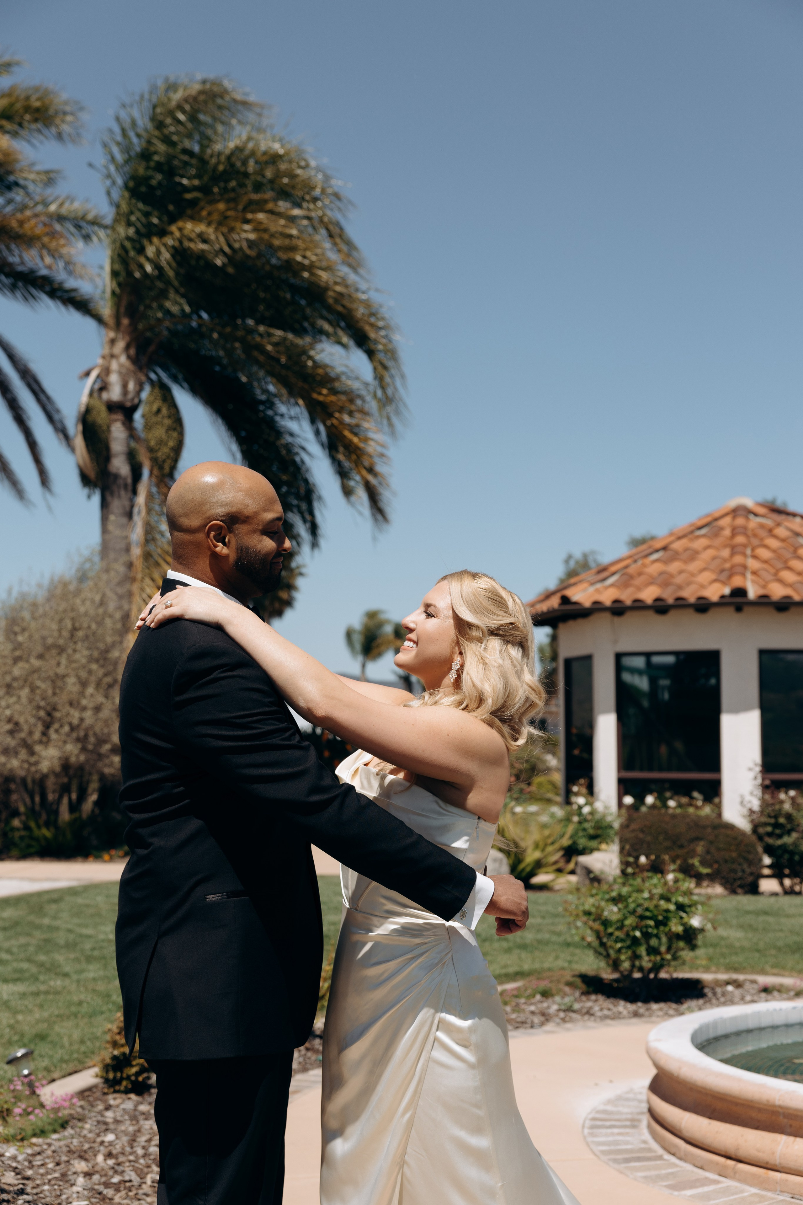 Drew and Haley. Wedding and family photographer San Diego