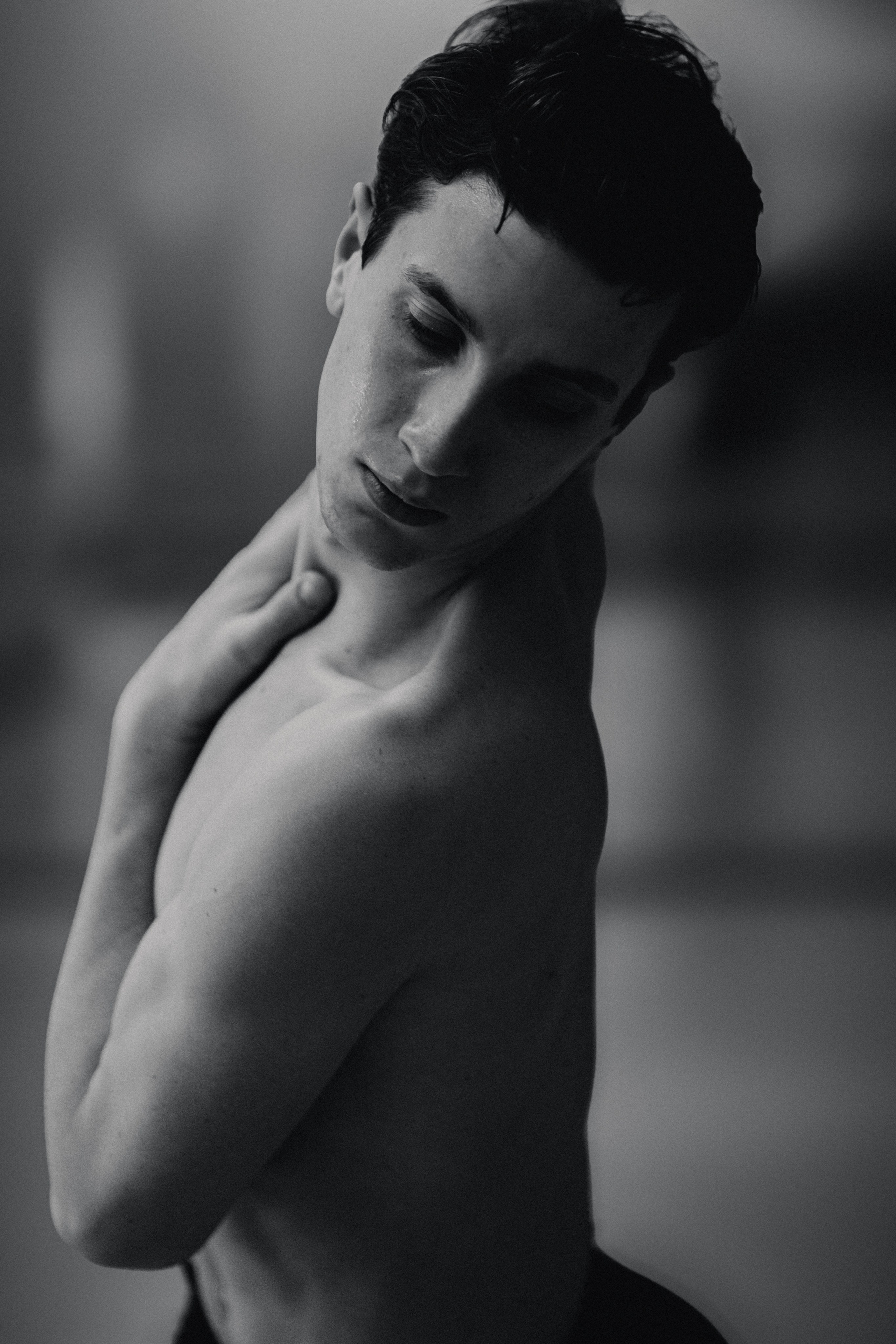 DANCERS. Victoria Olonen – Cinematic Portrait Artist | Helsinki & Europe