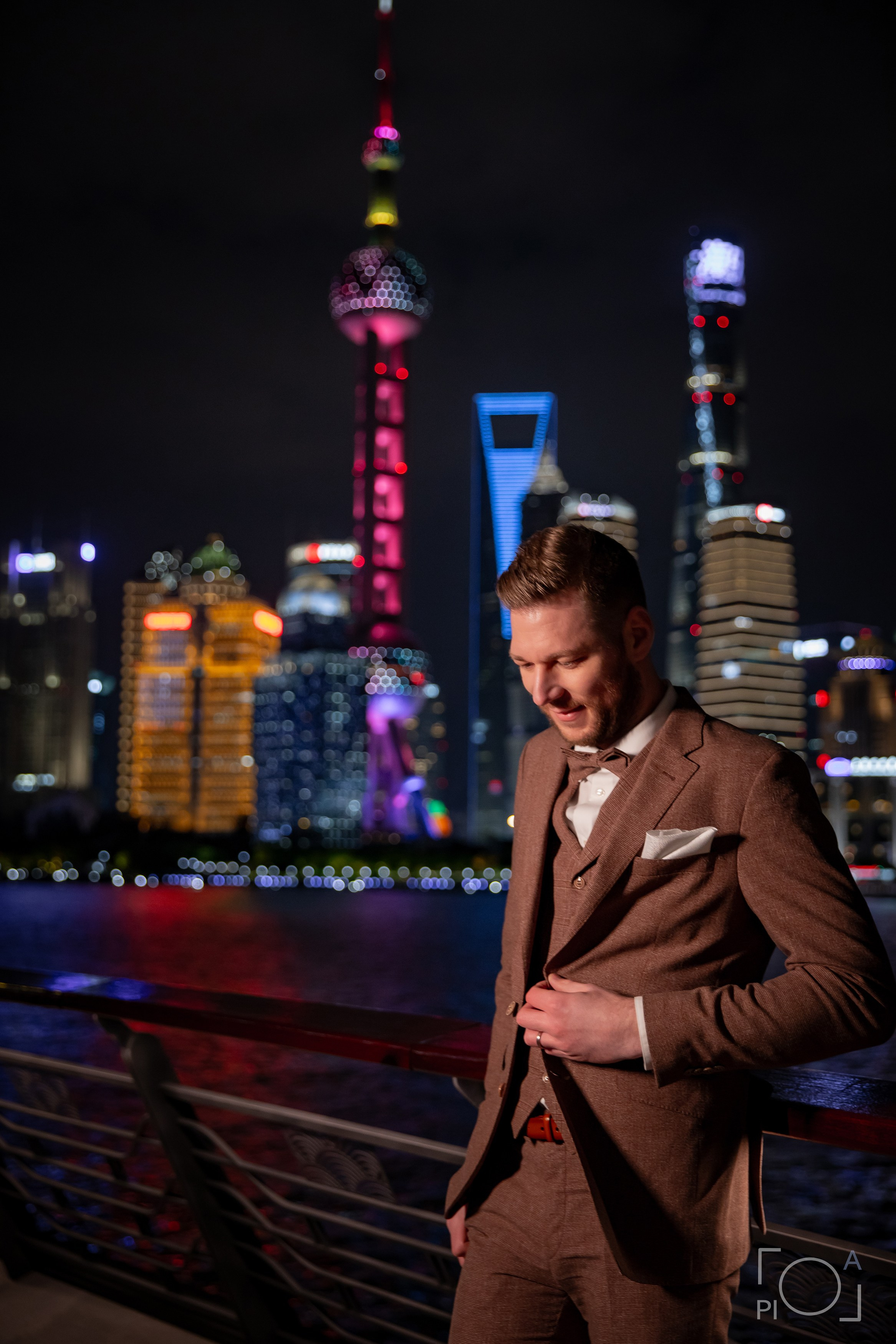 Вечерняя. Фотограф в Шанхае — Лола Пидлуская