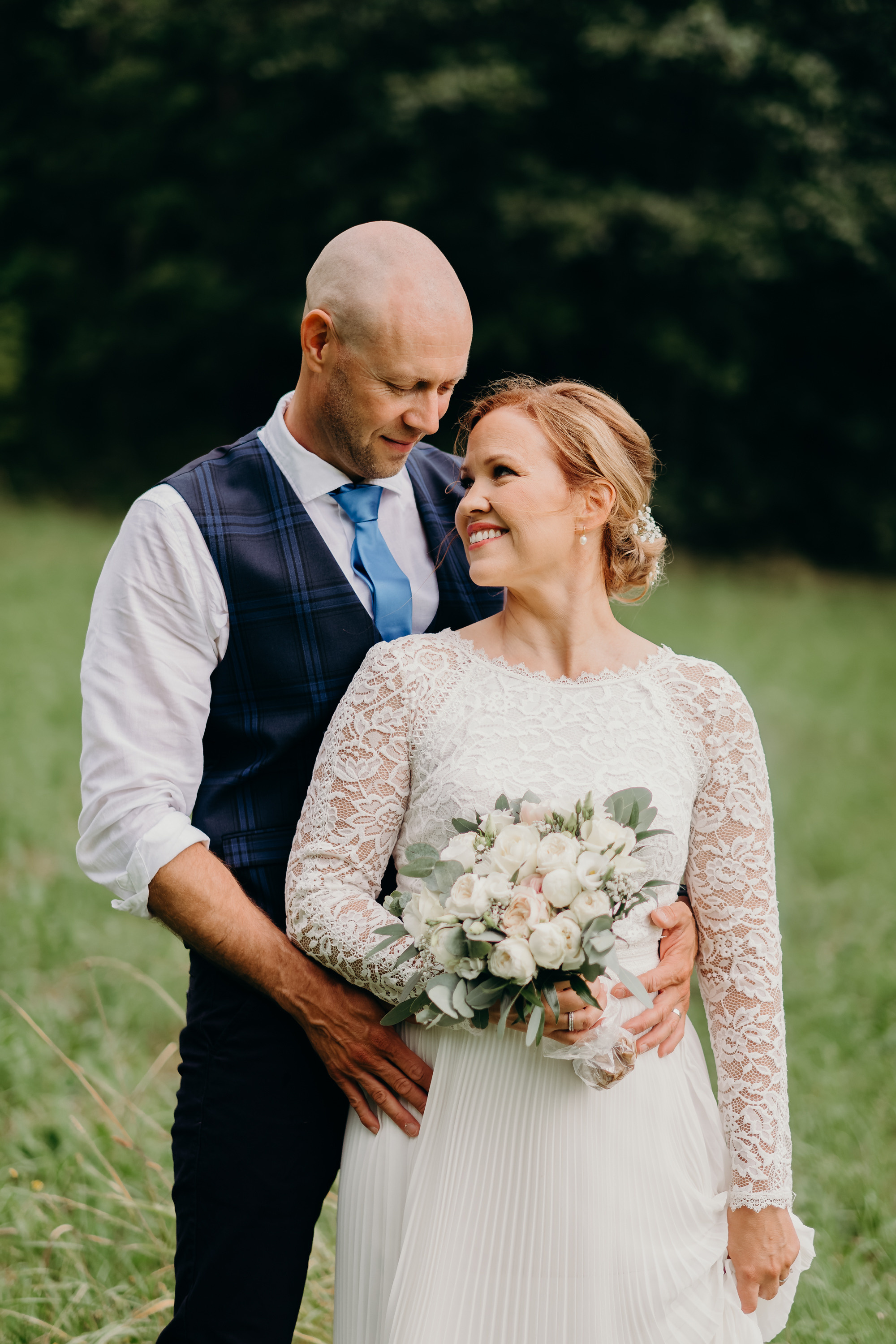 Weddings, Couples, Lovestory photography. Dimi Savolainen — Your Photographer in Finland