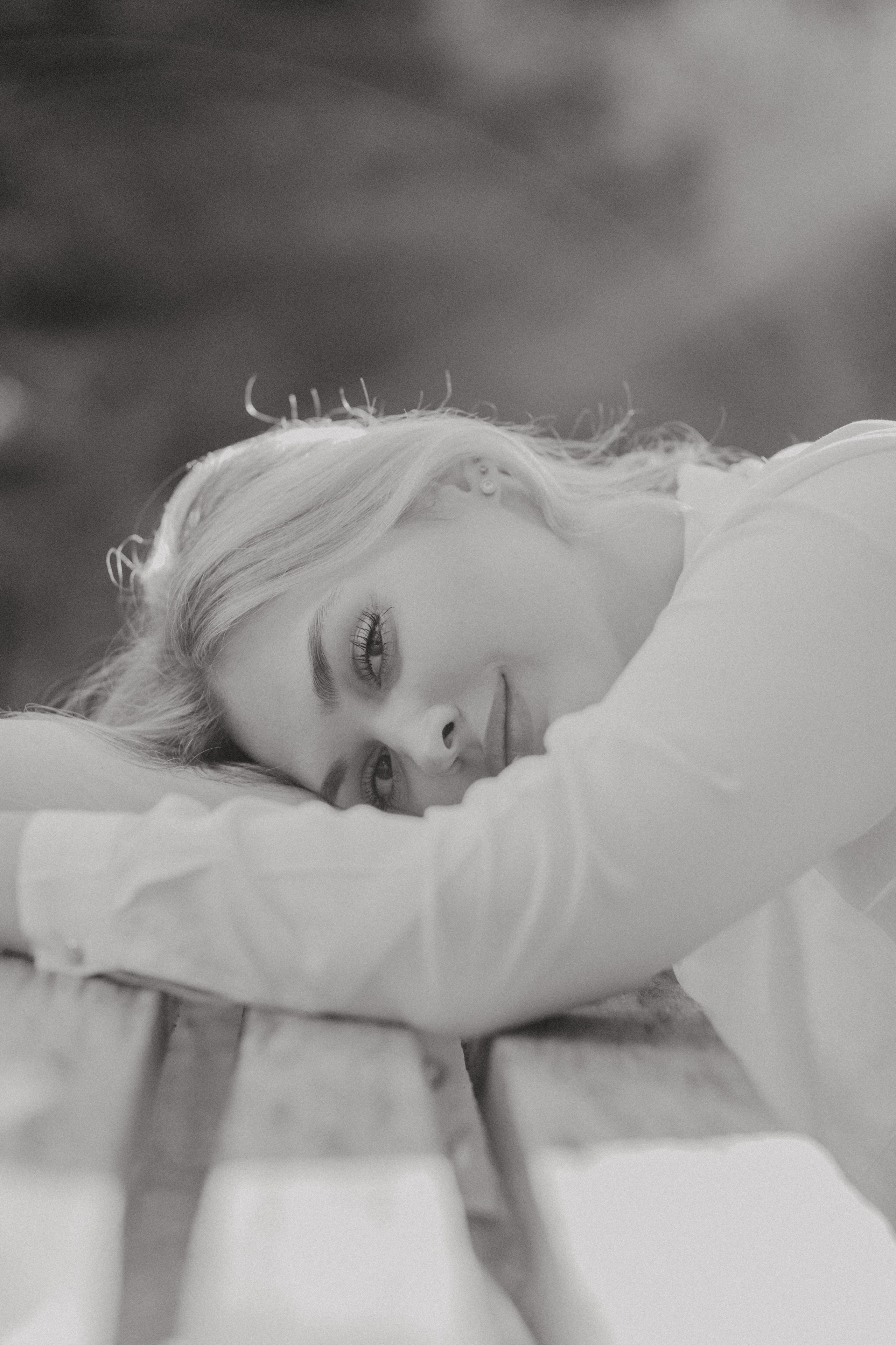 Robert & Alexandra. Wedding & couple photographer from Romania Rut Vetan