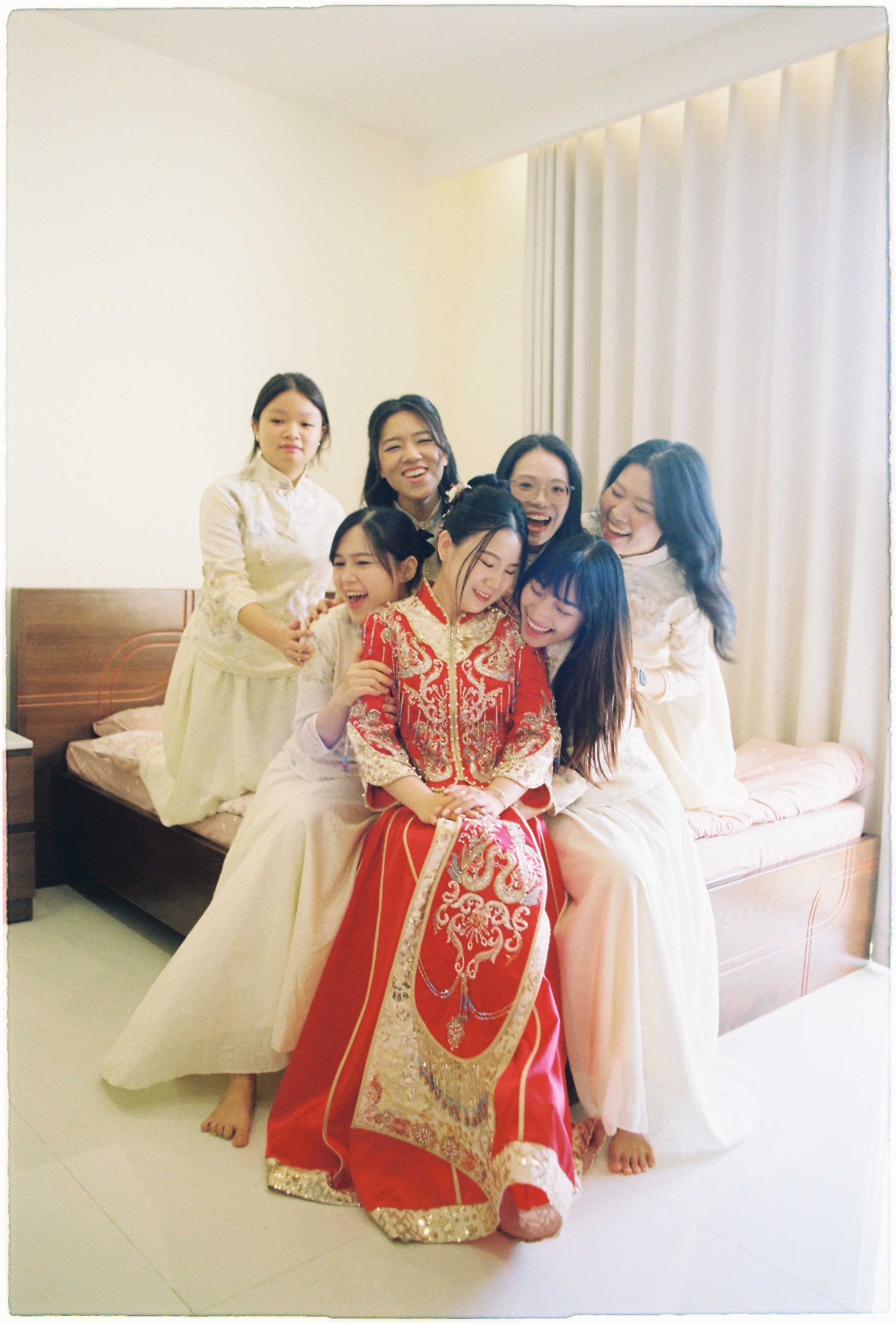 SAN SAN — GIA VỸ