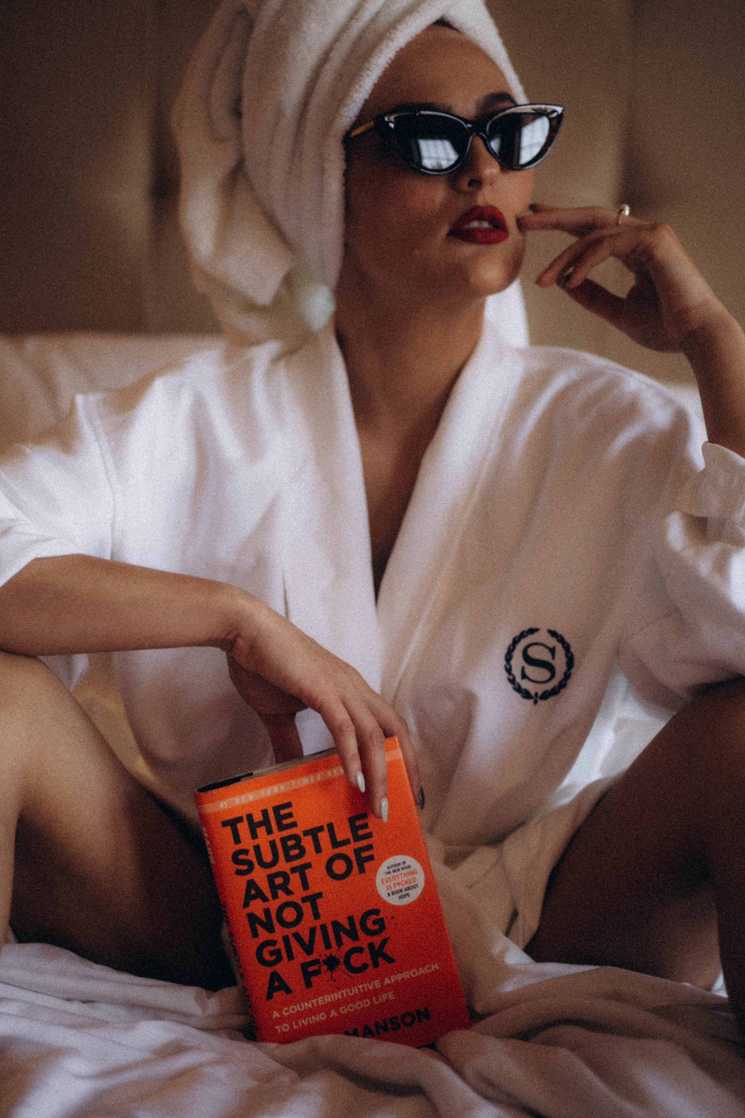 Bride by Kingston’s historic stone buildings.