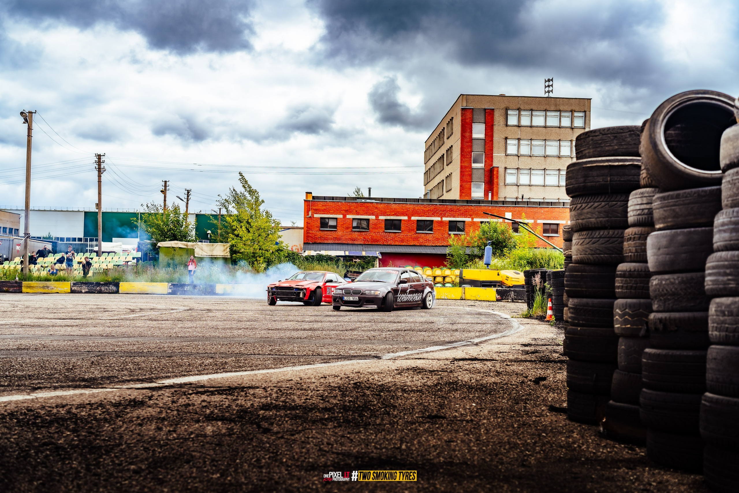 Side to Side #DRIFTDAY. OnePIXEL