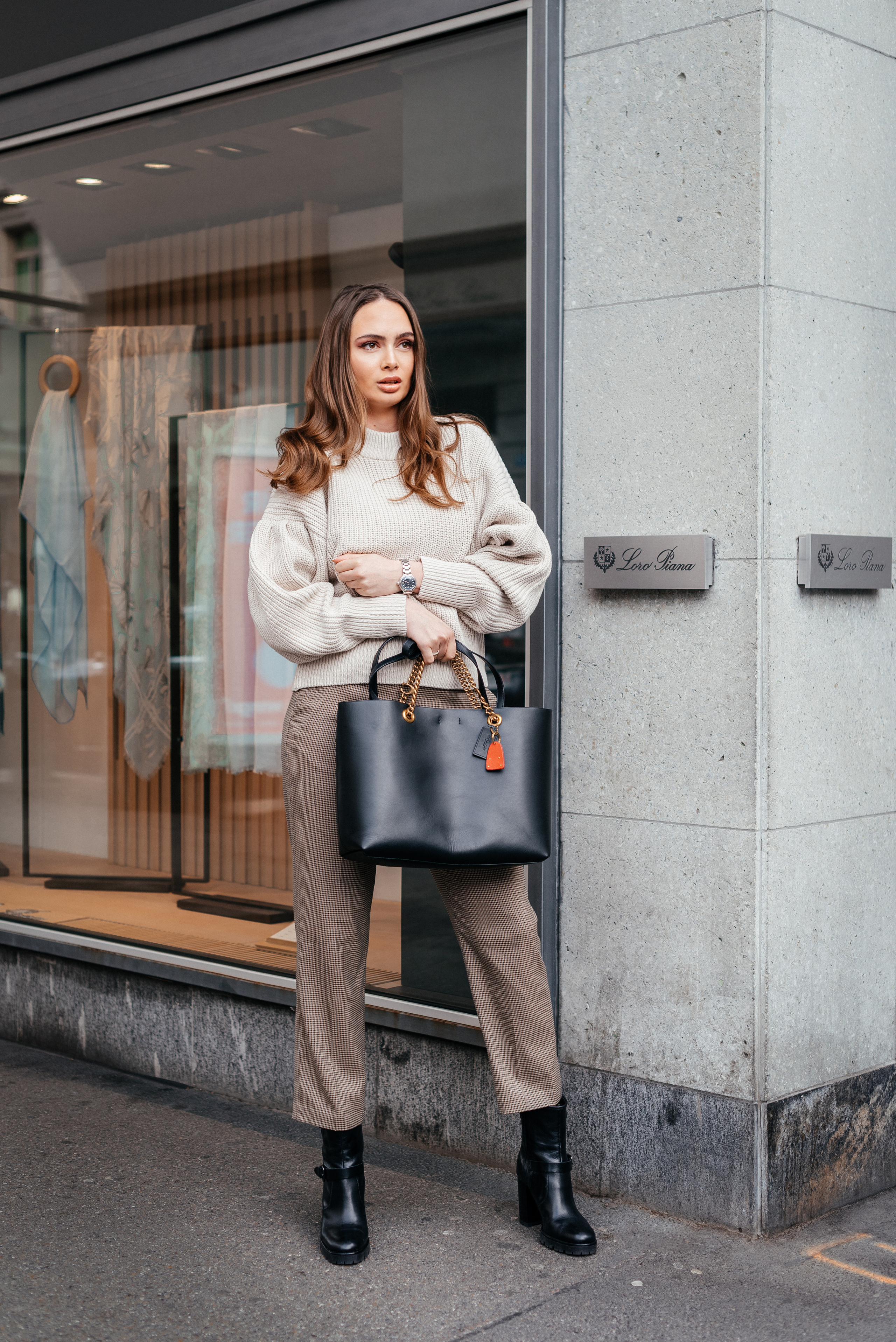 KSENIA. I am Elena Altendorfer. Wedding photographer in Zurich and Switzerland