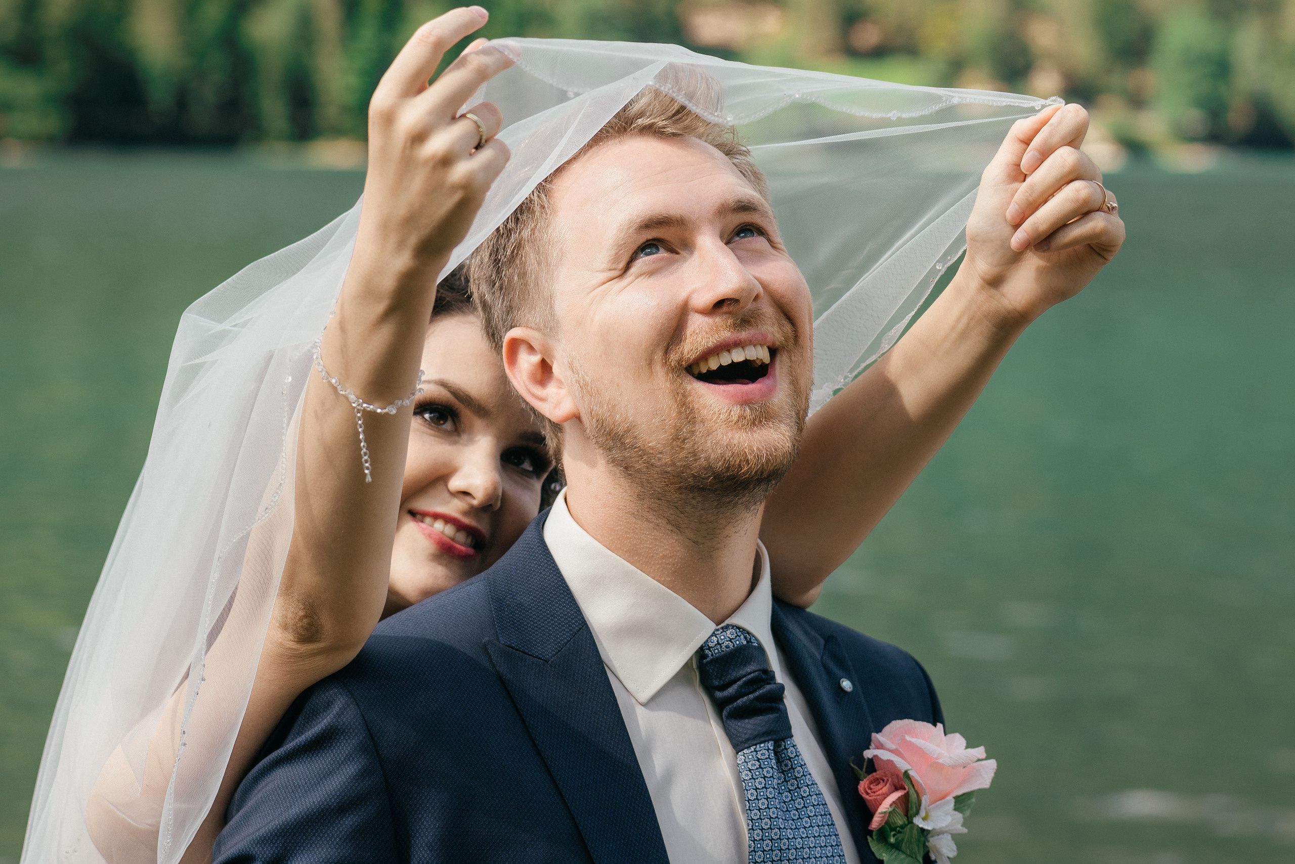 POLINA & MARIO Lake Klöntaler, Switzerland. I am Elena Altendorfer. Wedding photographer in Zurich and Switzerland