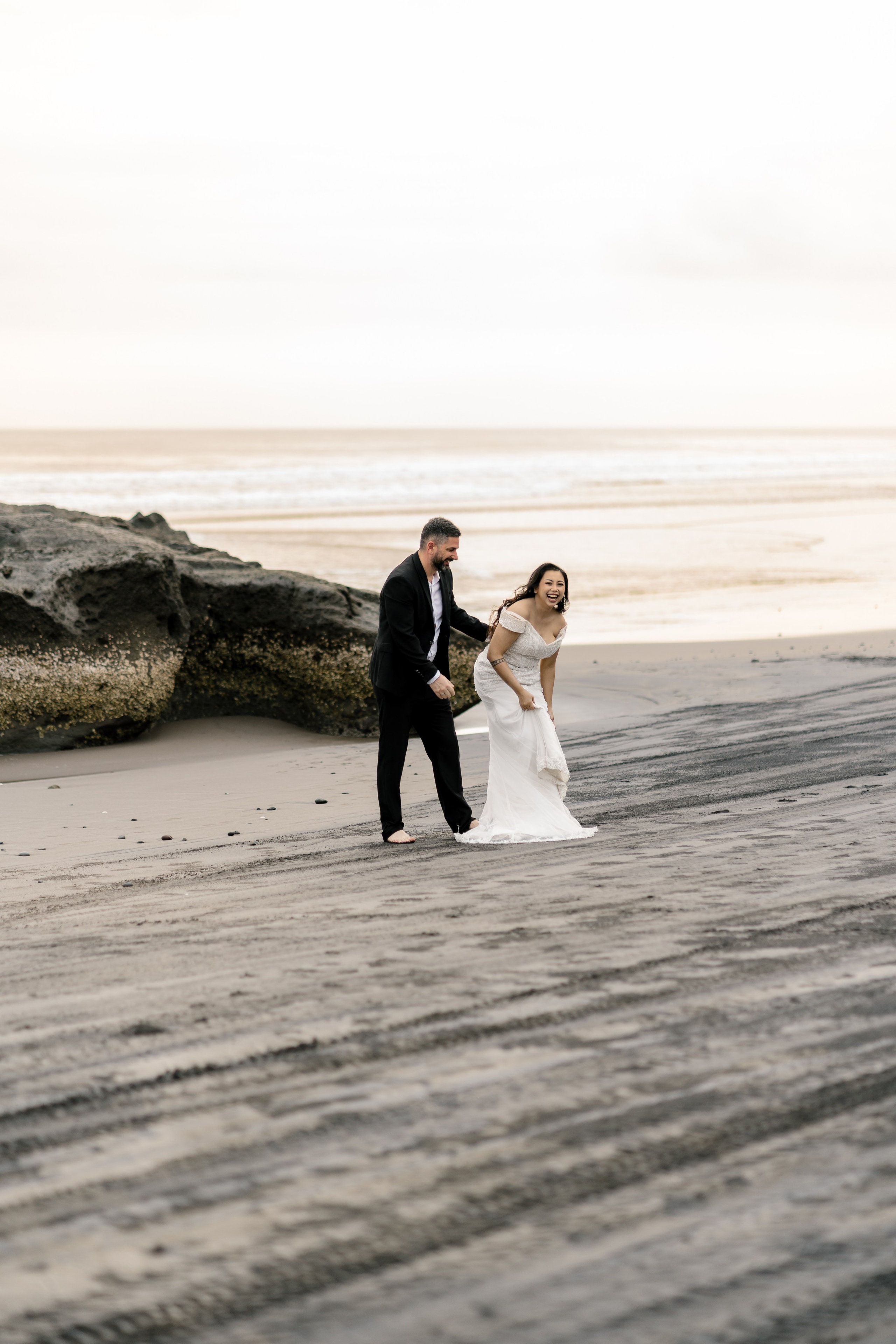 Honeymoon Photoshoot in Bali. Female Photographer in Bali