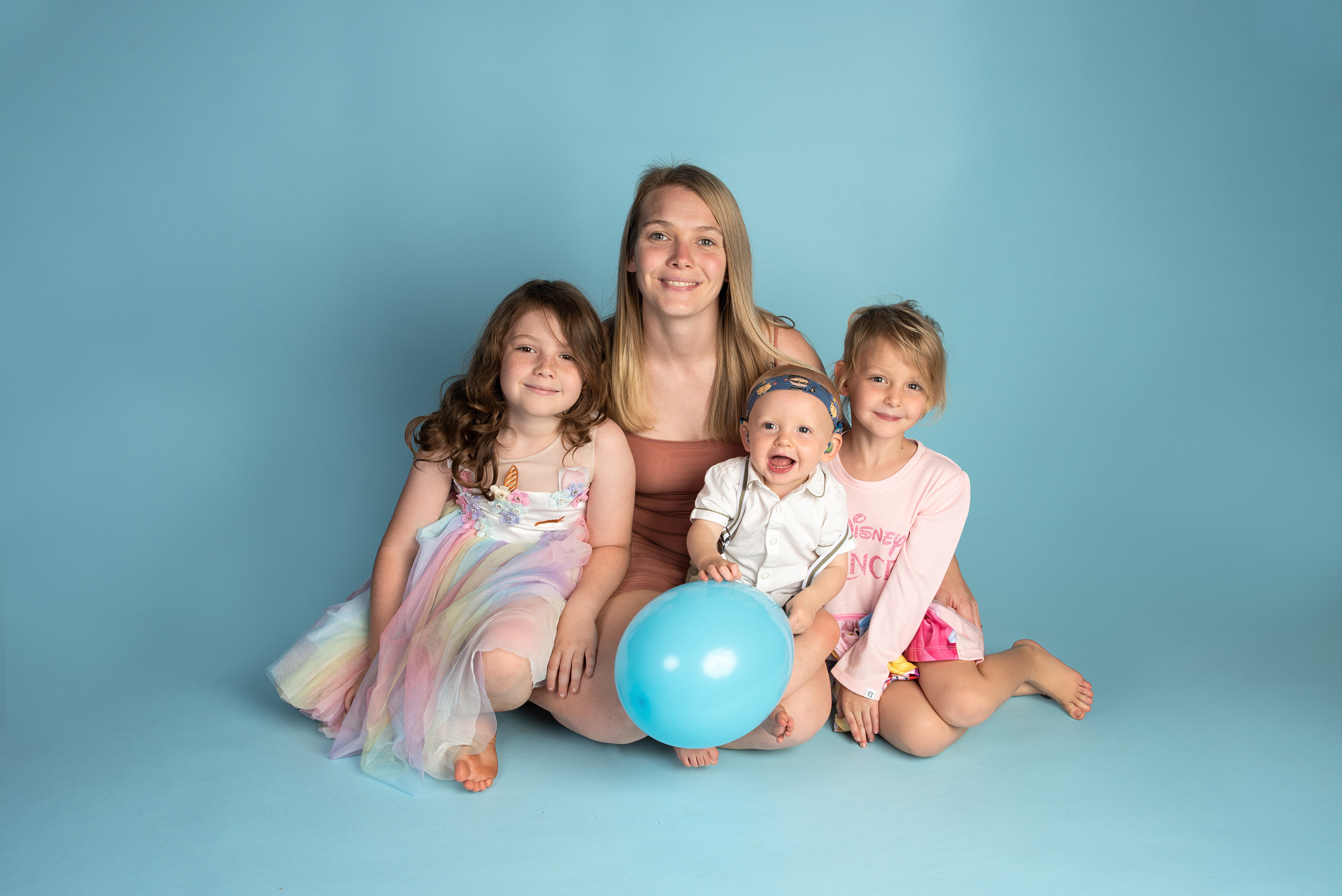 Baby Saul newborn family and cake smash photo shoot Nairobi Kenya. Newborn, Baby, Maternity and Family Photographer Nairobi Mombasa Kenya