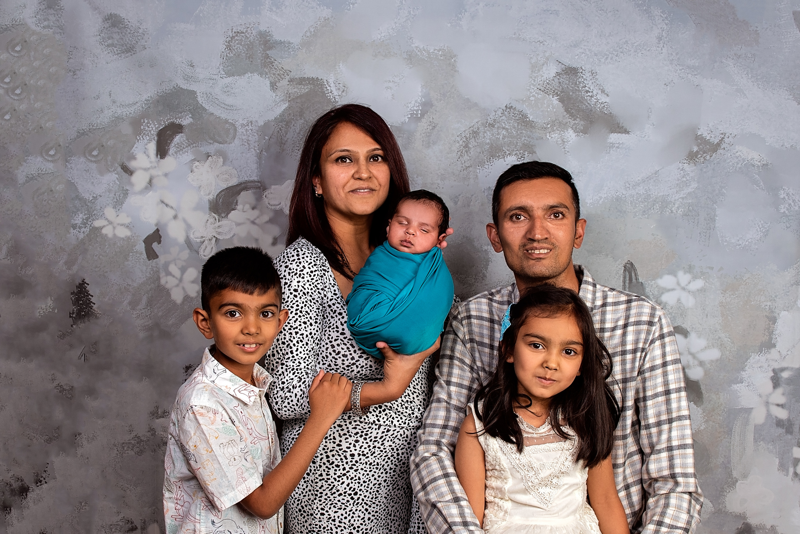 Sheetal newborn sibling and family photo shoot Nairobi Mombasa Kenya. Newborn, Baby, Maternity and Family Photographer Nairobi Mombasa Kenya