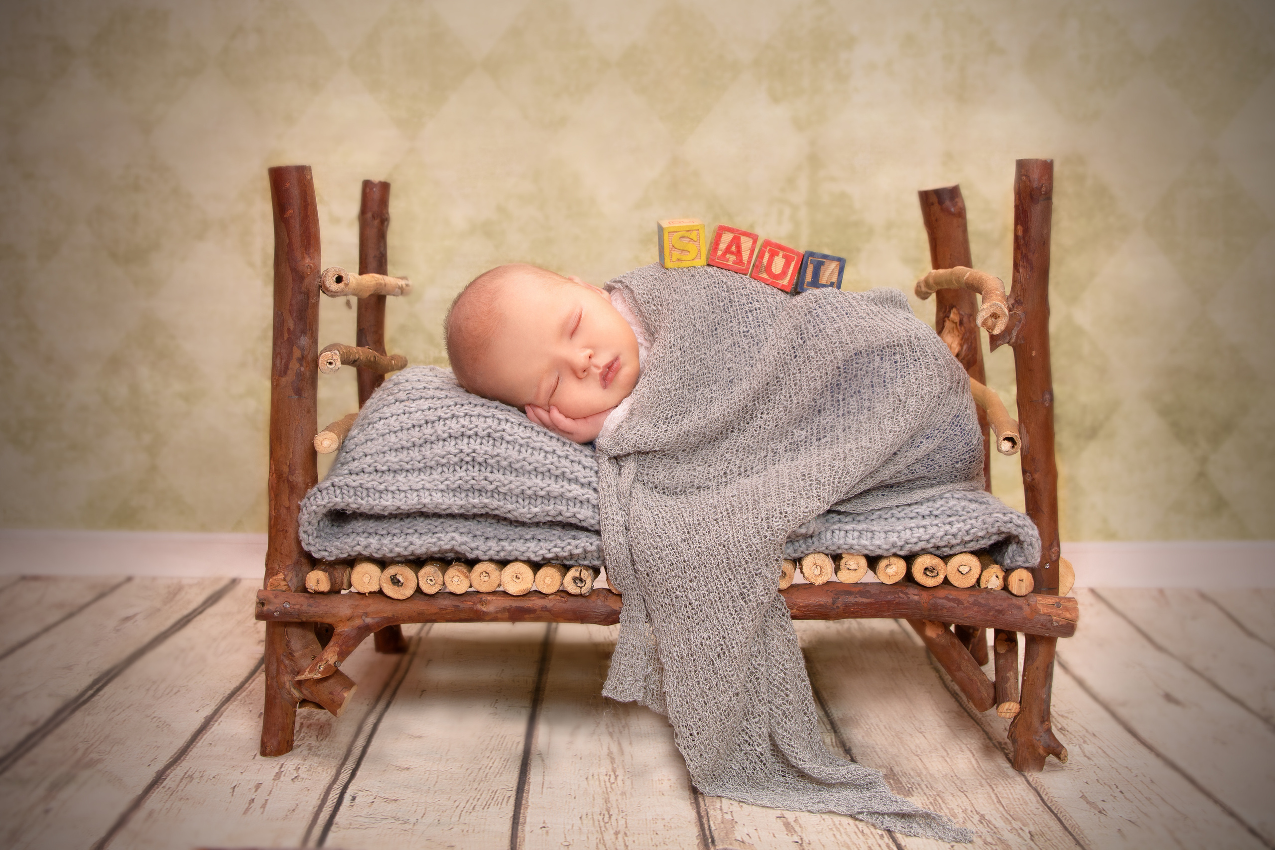 Baby Saul newborn family and cake smash photo shoot Nairobi Kenya. Newborn, Baby, Maternity and Family Photographer Nairobi Mombasa Kenya