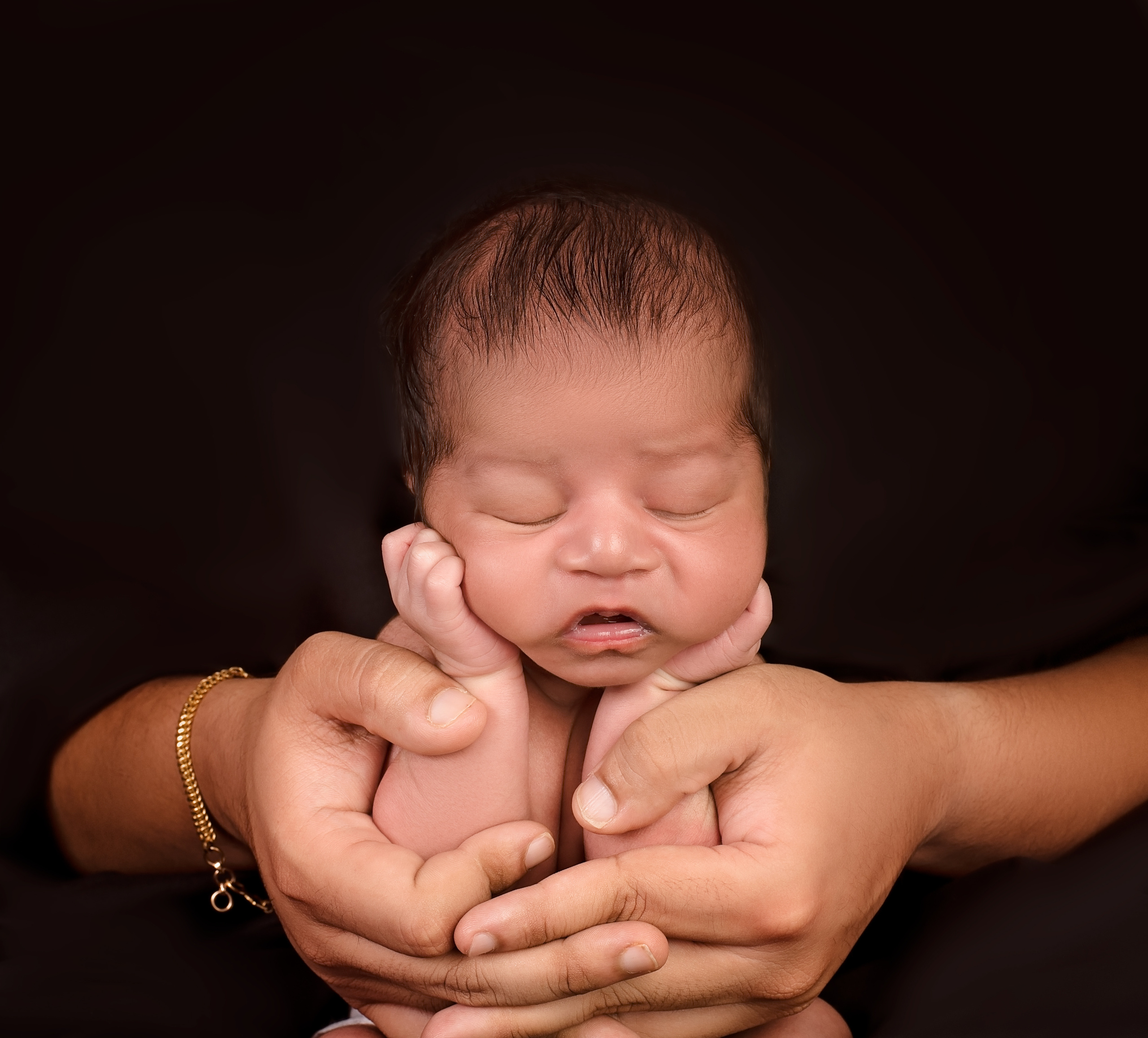 Krina newborn photo shoot Mombasa Kenya. Newborn, Baby, Maternity and Family Photographer Nairobi Mombasa Kenya