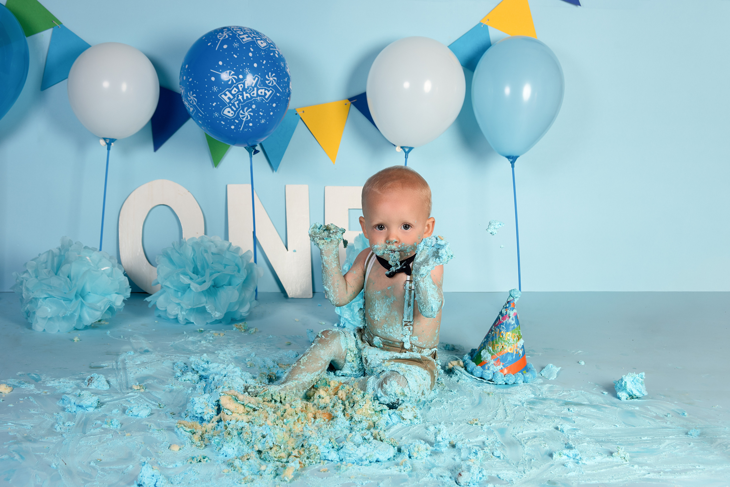 Baby Saul newborn family and cake smash photo shoot Nairobi Kenya. Newborn, Baby, Maternity and Family Photographer Nairobi Mombasa Kenya