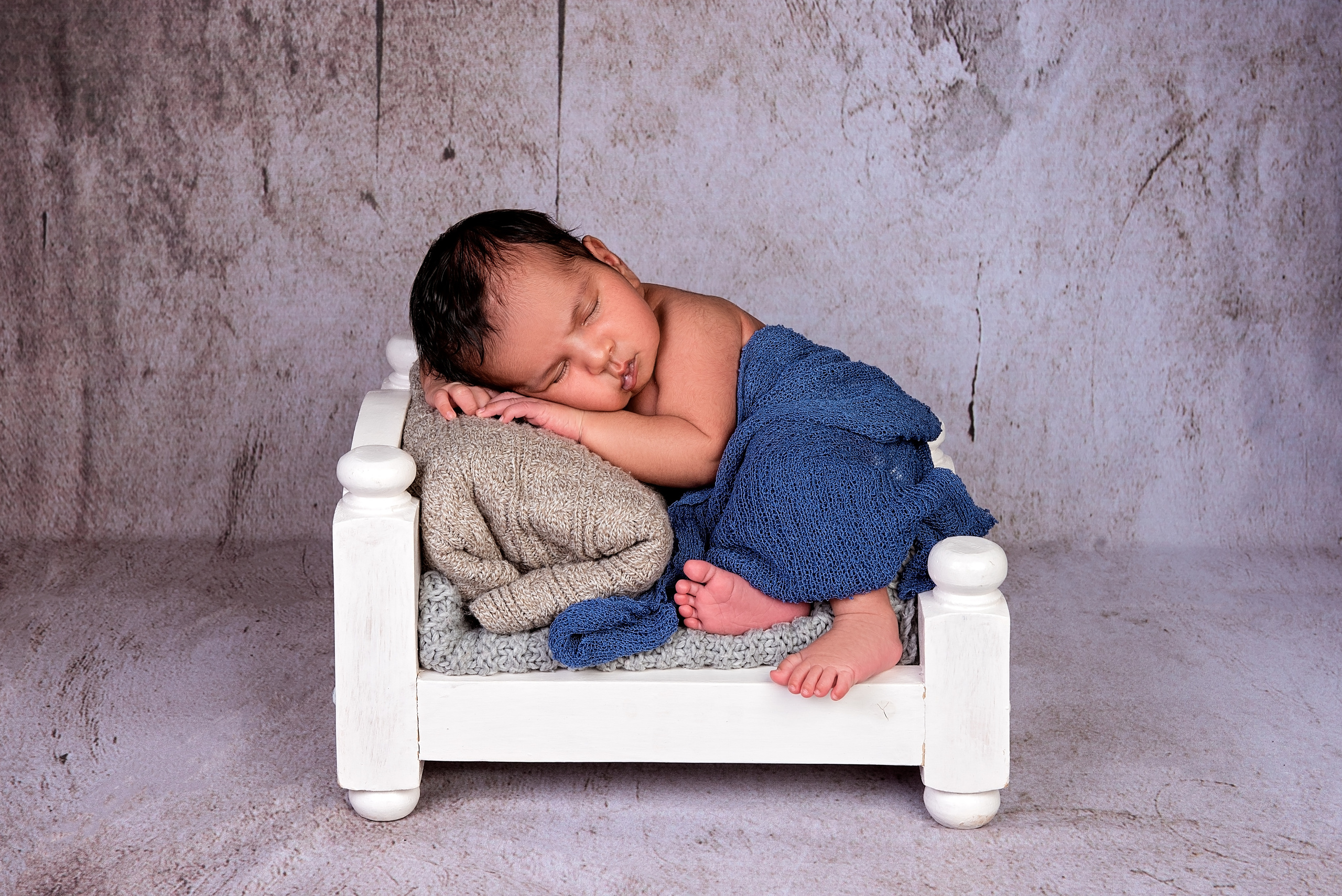 Sheetal newborn sibling and family photo shoot Nairobi Mombasa Kenya. Newborn, Baby, Maternity and Family Photographer Nairobi Mombasa Kenya