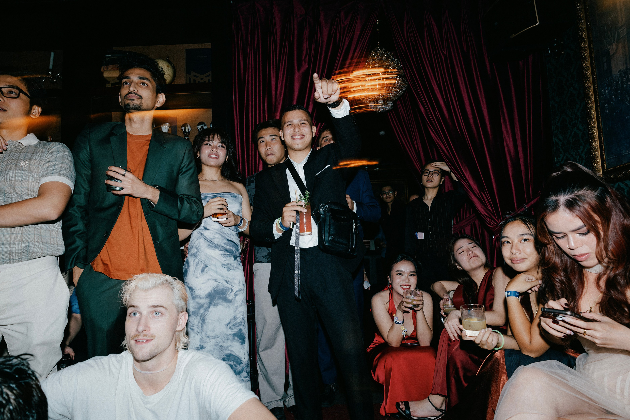 HIEP & TRINH / After wedding. Nhiếp ảnh gia đám cưới hàng đầu tại Thành Phố Hồ Chí Minh