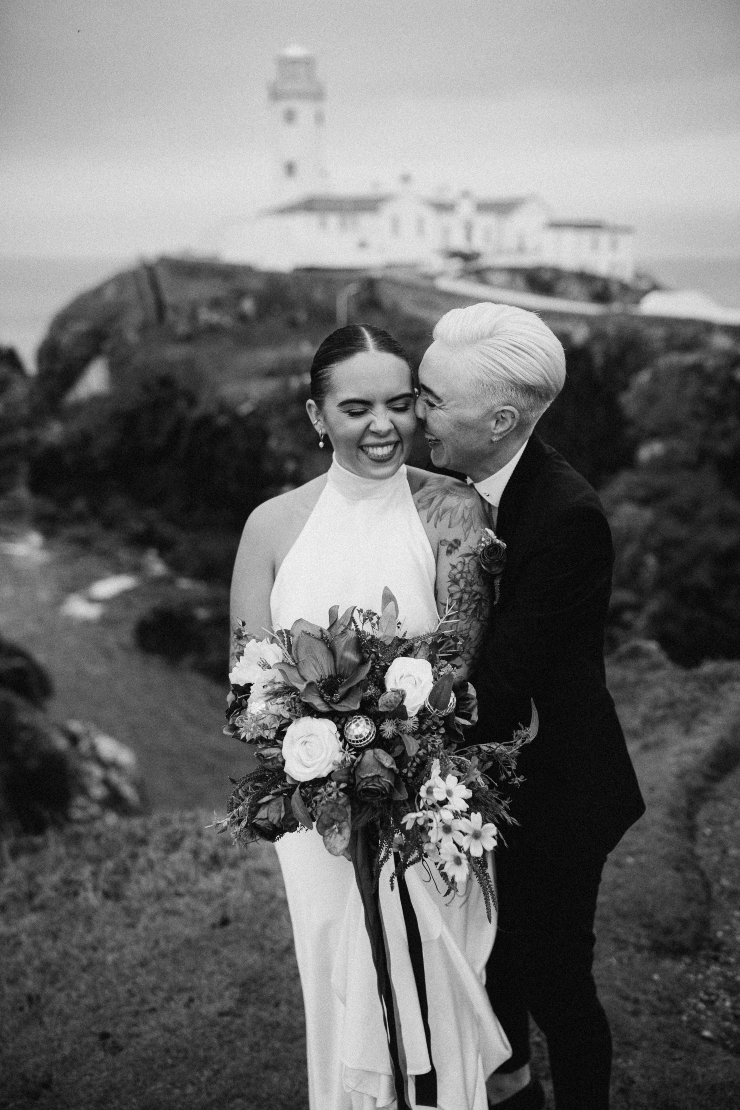 Elopement photoshoot in Ireland. Wedding & Family photographer in County Donegal and Dublin, Ireland