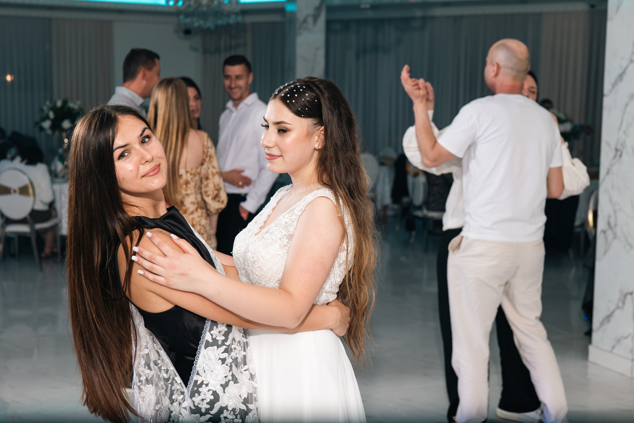 Constantin & Andreea. Fotograful și Cameramanul familiei dvs în Franța Paul Photographer