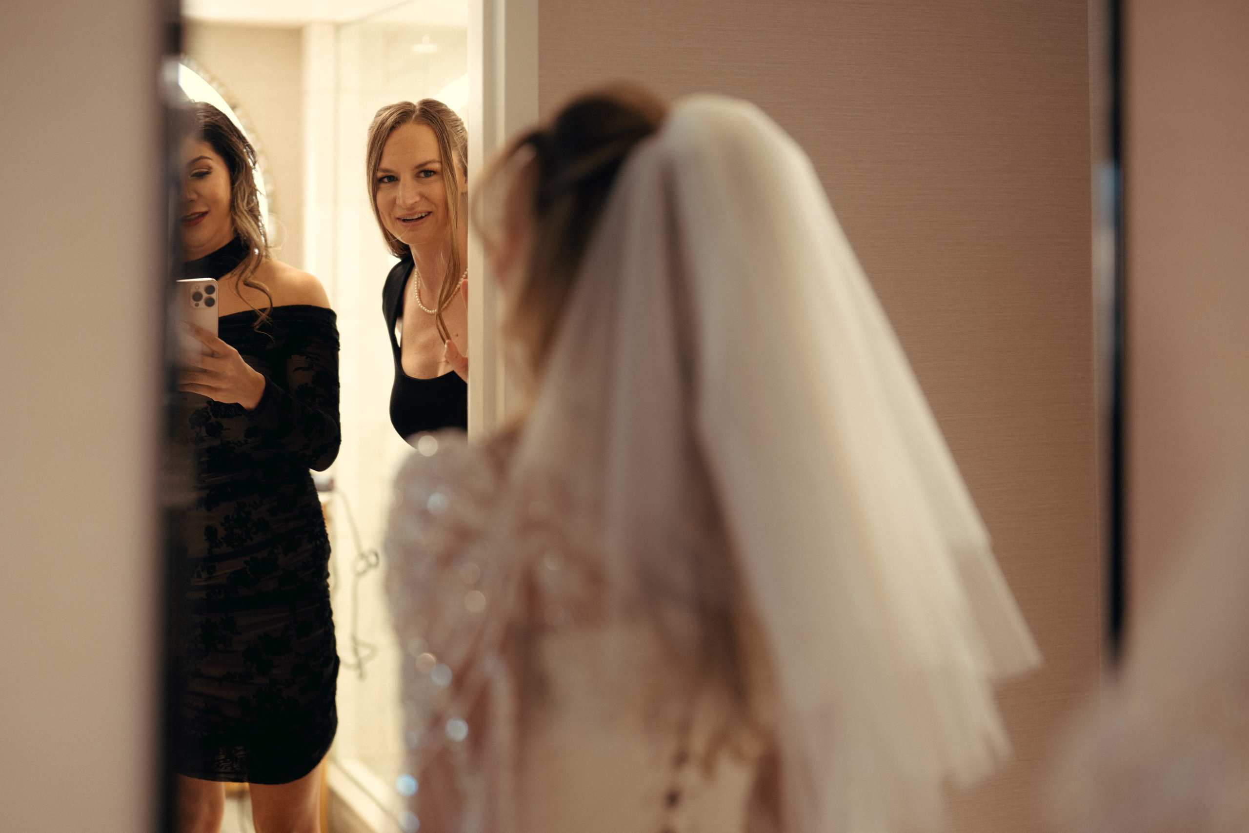 P&J. Wedding & elopement photographer Viktoriya Kravtsov. Las Vegas