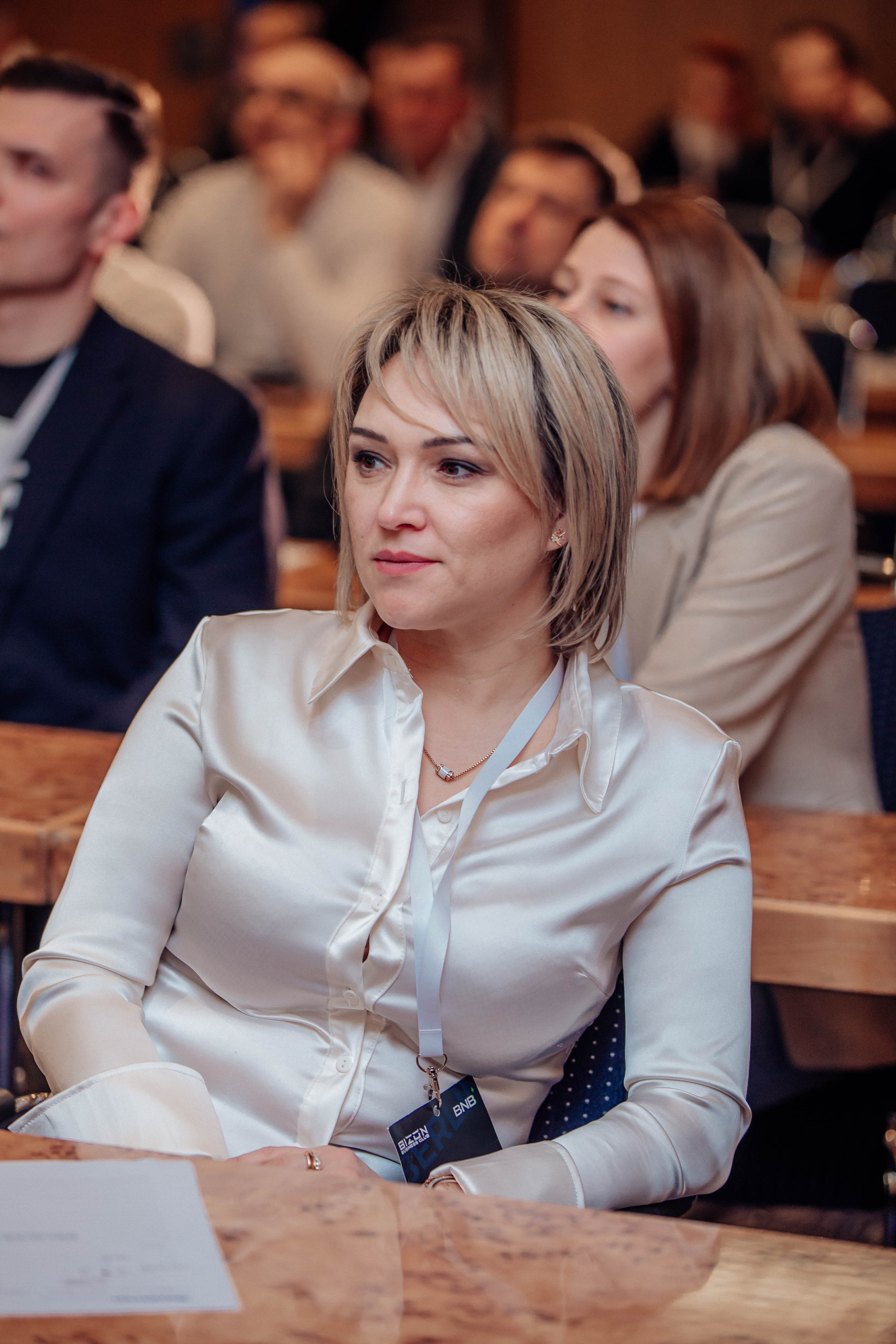 Club Bizon. Portrait family photographer in Berlin Elena Zakh