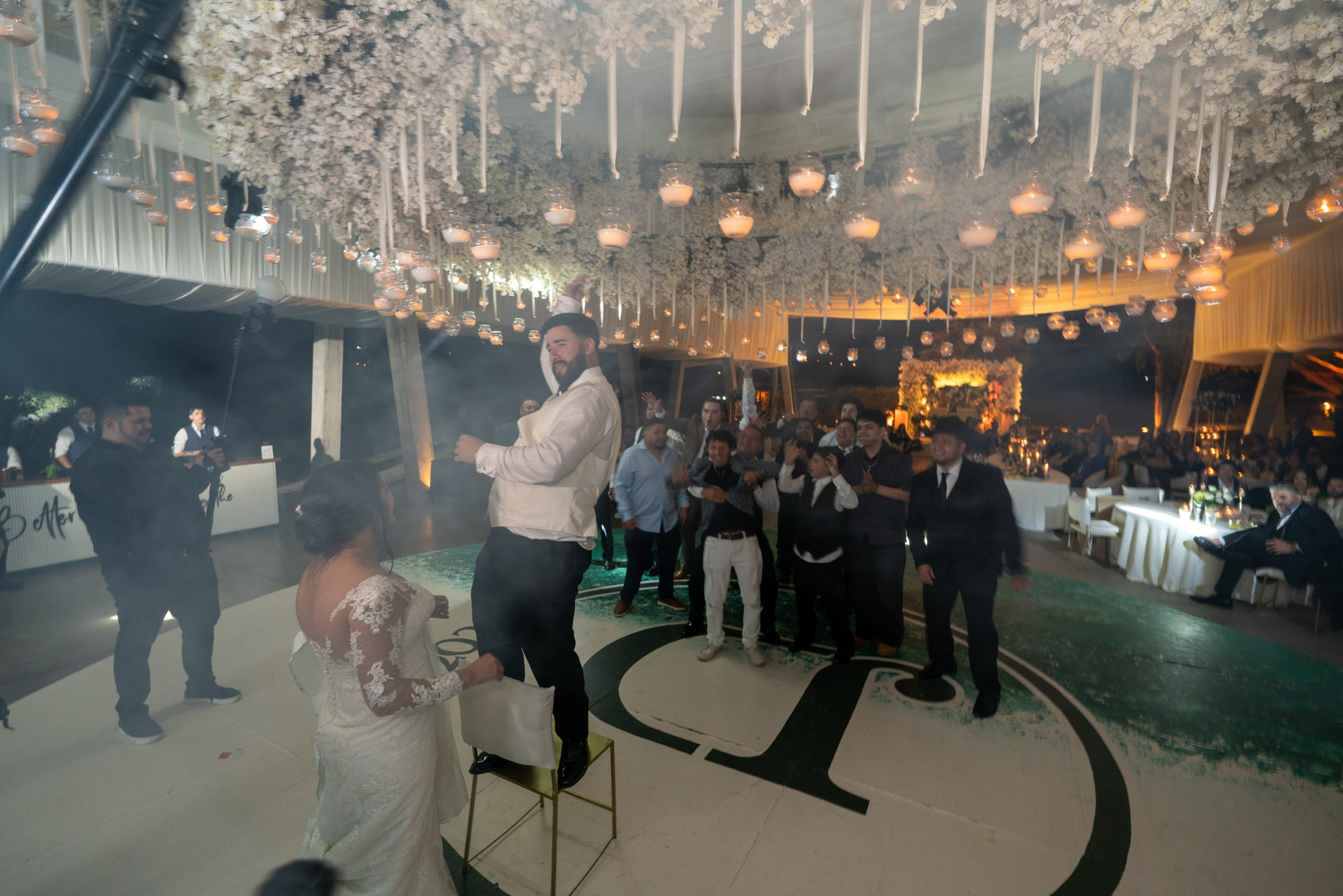 Daniel & Jannet. Elopement & Lifestyle Wedding Photographer