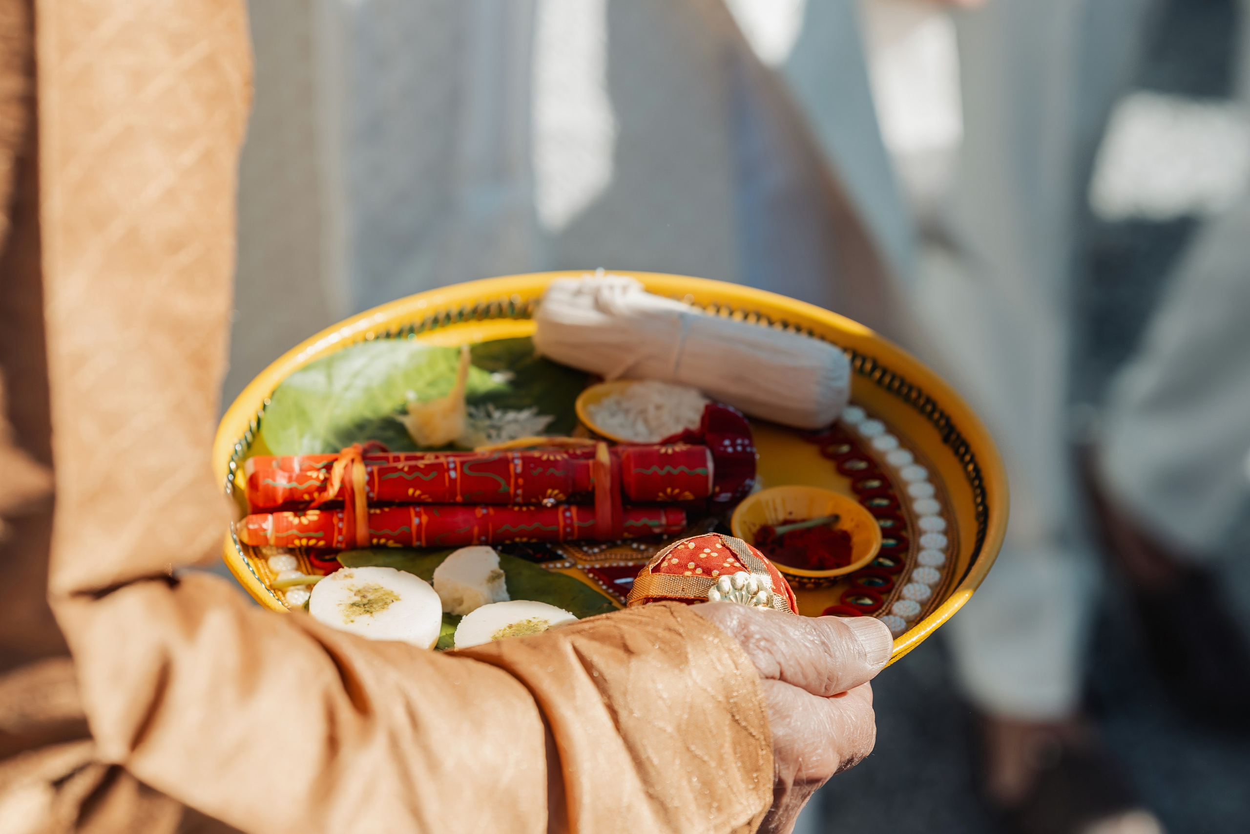 Darshil & Shailja. Wedding Photographer & Cinematographer studios