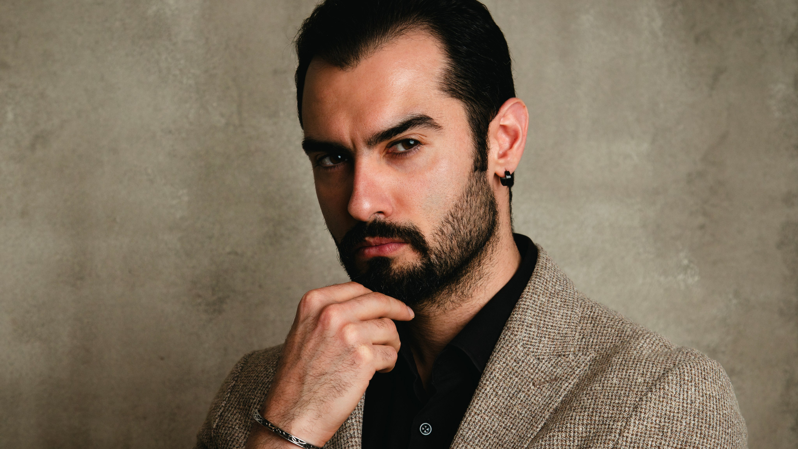 Studio Portraits. Arvin Azimian