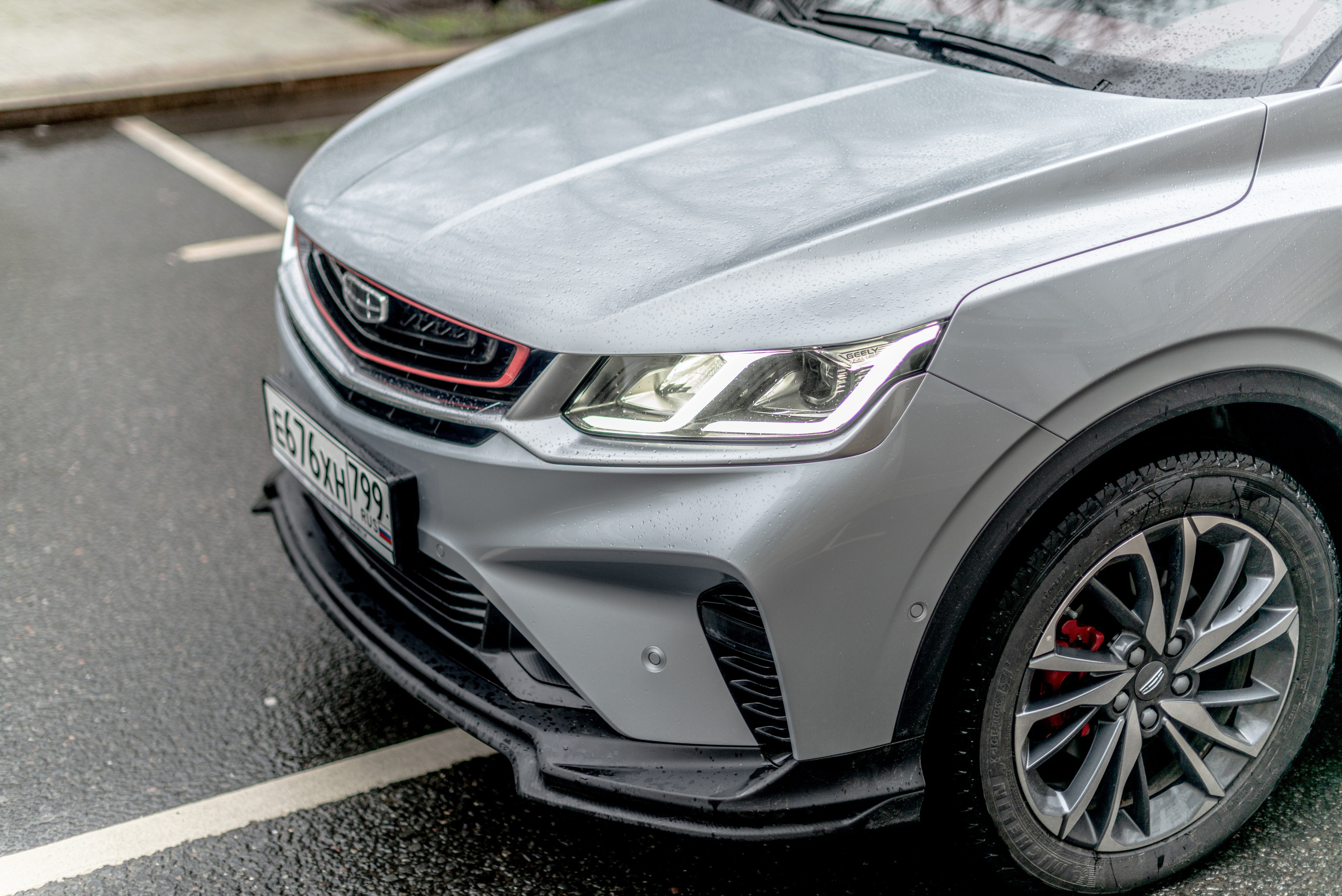 Фотосъемка автомобиля Geely Coolray. ФОТОГРАФ МЕКСИКА КИНТАНА-РОО