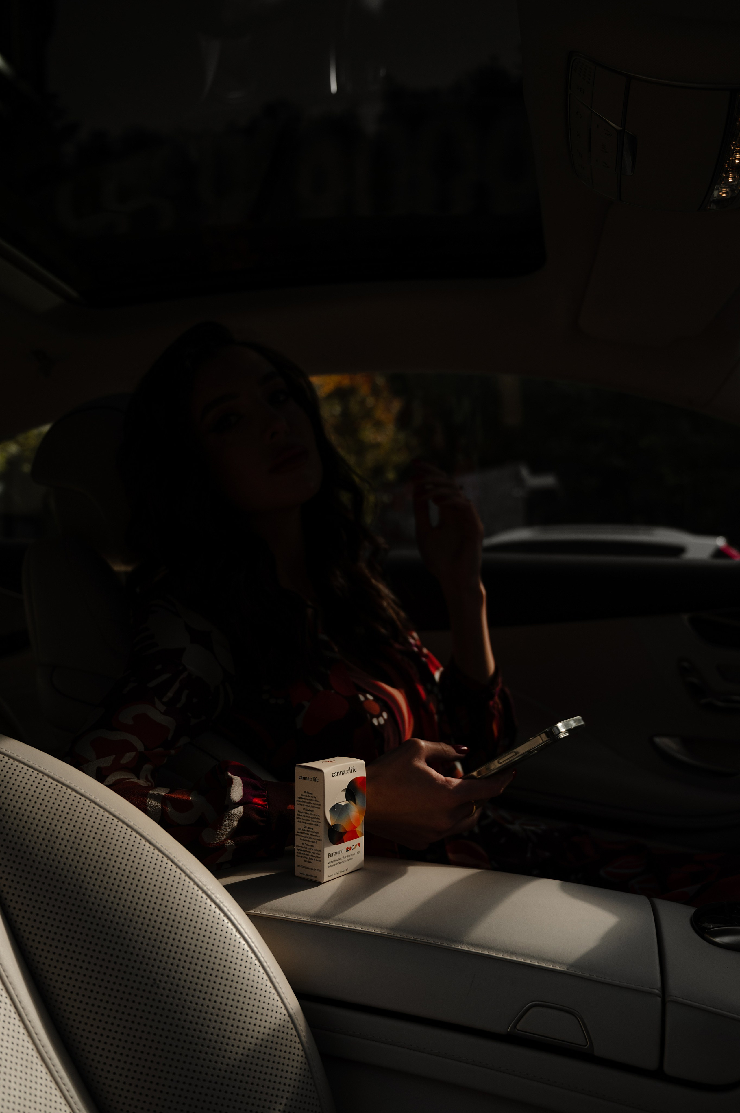 CannaXlife CBD products. ANNA-MARIA PHOTO CONTENT CREATOR — фотограф, эстет, художник и визуальный эксперт в Instagram, работающий в Праге