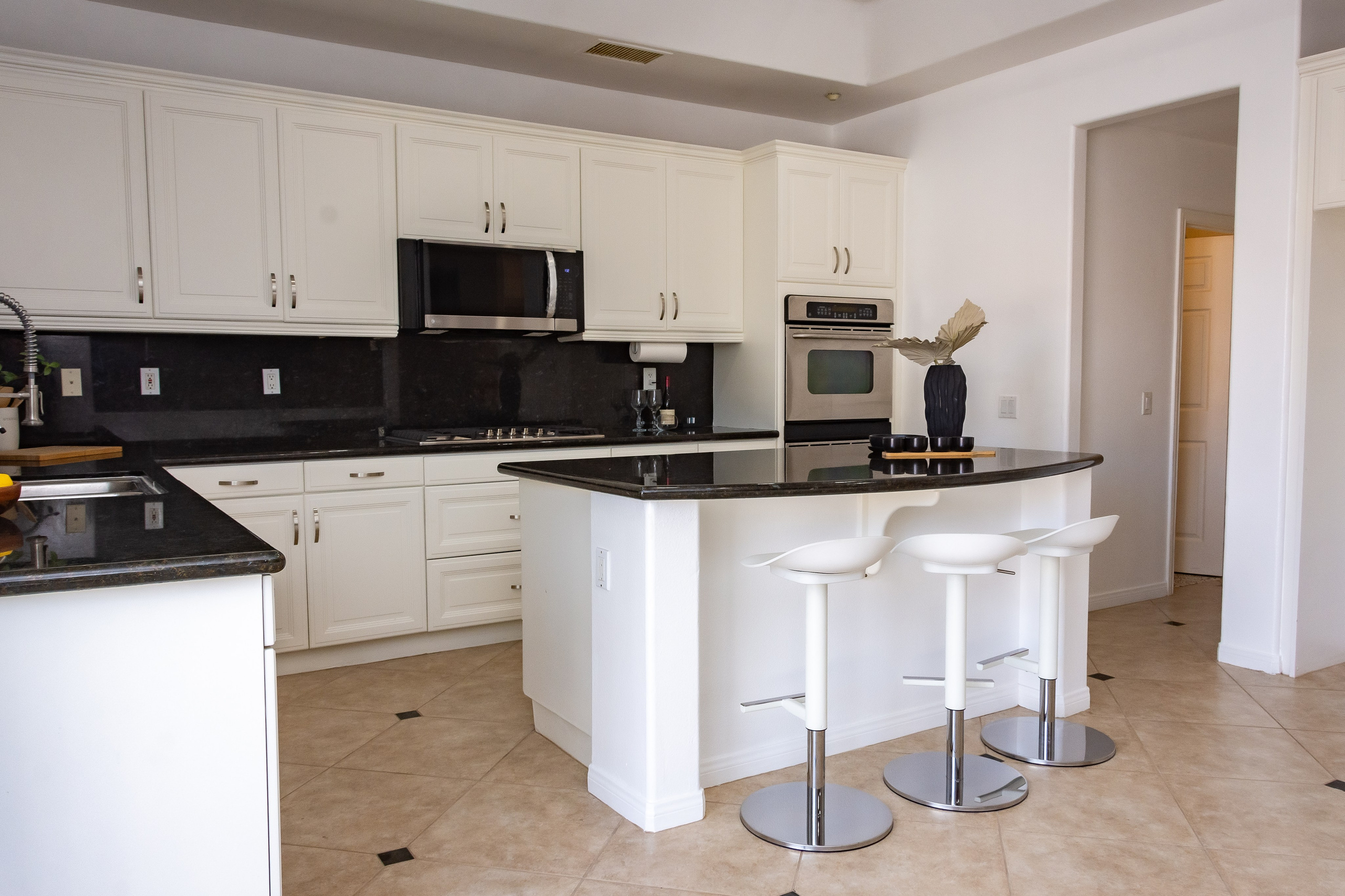 Real Estate photography. Professional portrait photographer in Los Angeles | Axenia Haritonova