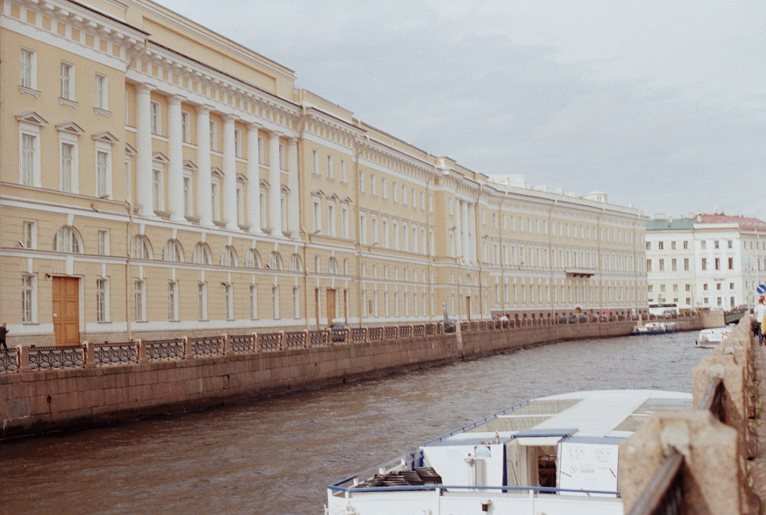 Saint-Petersburg (2020-2023)_1. Elena Zykova film photographer in London