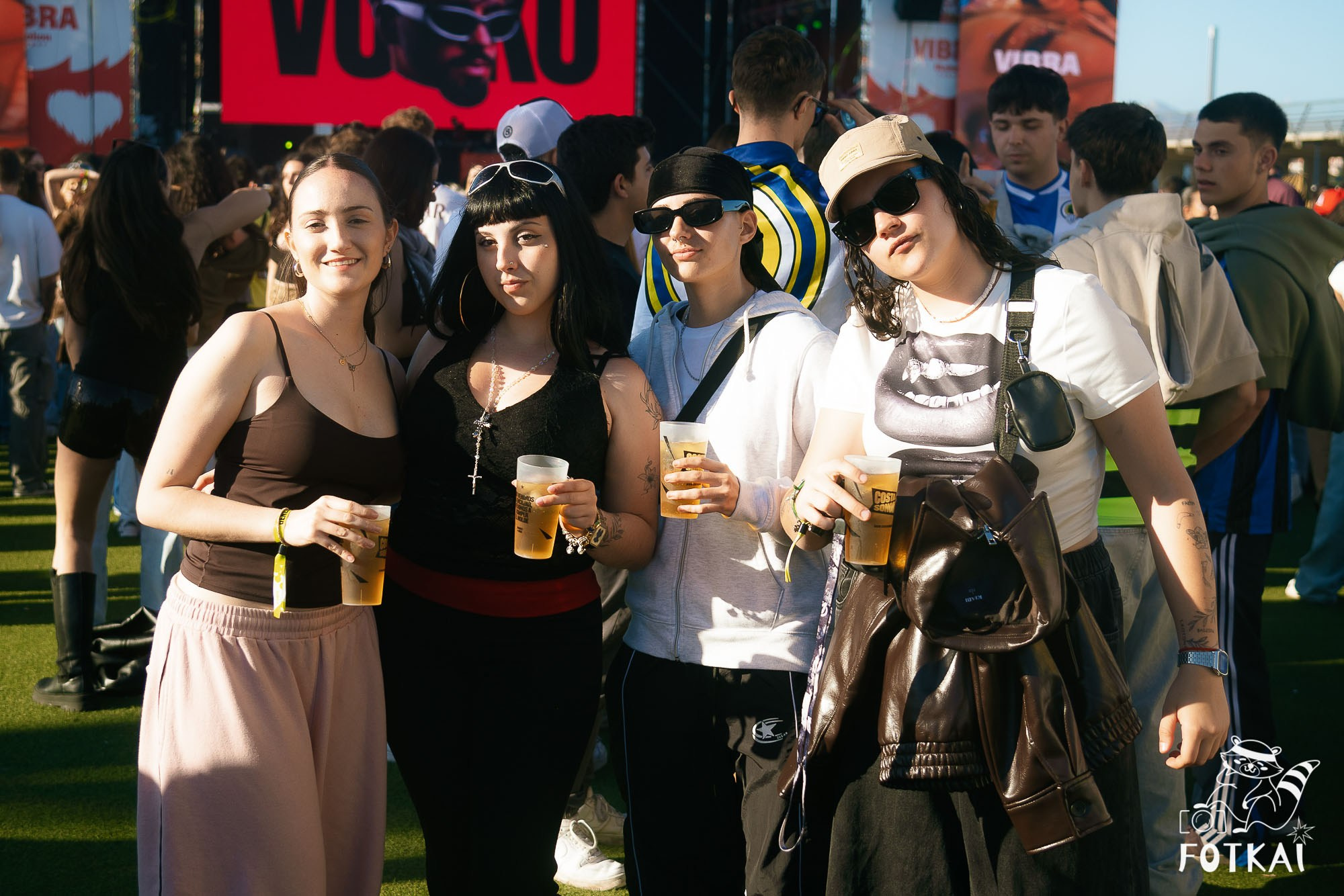 Fotos Costa Sonora 2026 Alicante Día 2 — busca tu foto y encuentra amigos del festival | FOTKAI