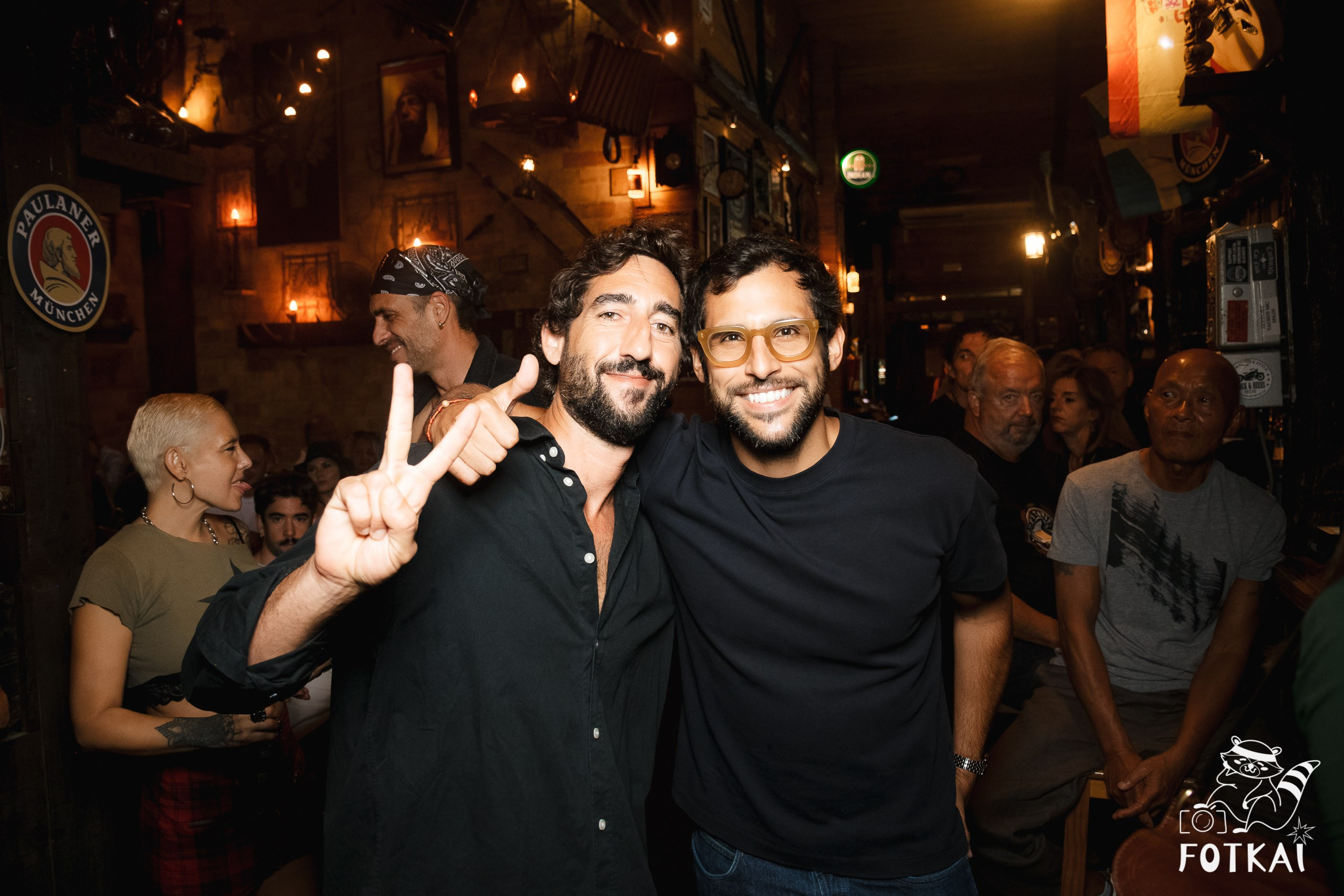 Get Back en El Paso Bar – Noche de Rock en Vivo | Reportaje Fotográfico Oktoberfest | FOTKAI