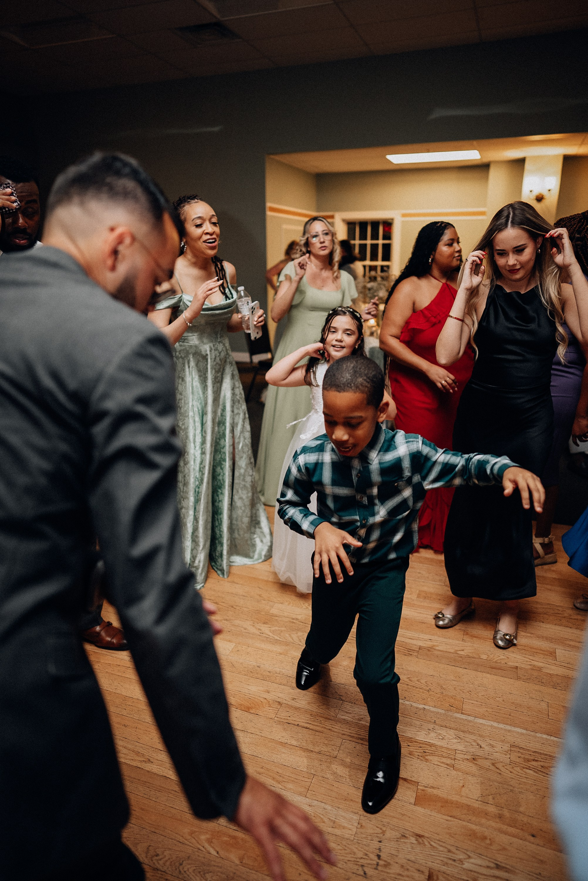 Happy bride and groom. Portrait and wedding photographer in New York