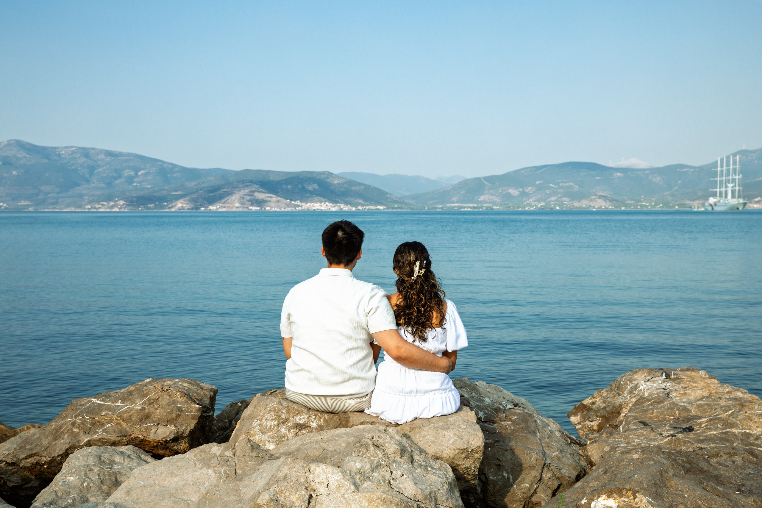 Ariana & Richard (USA). Photographer Anya Khasapi. Nafplio, Greece