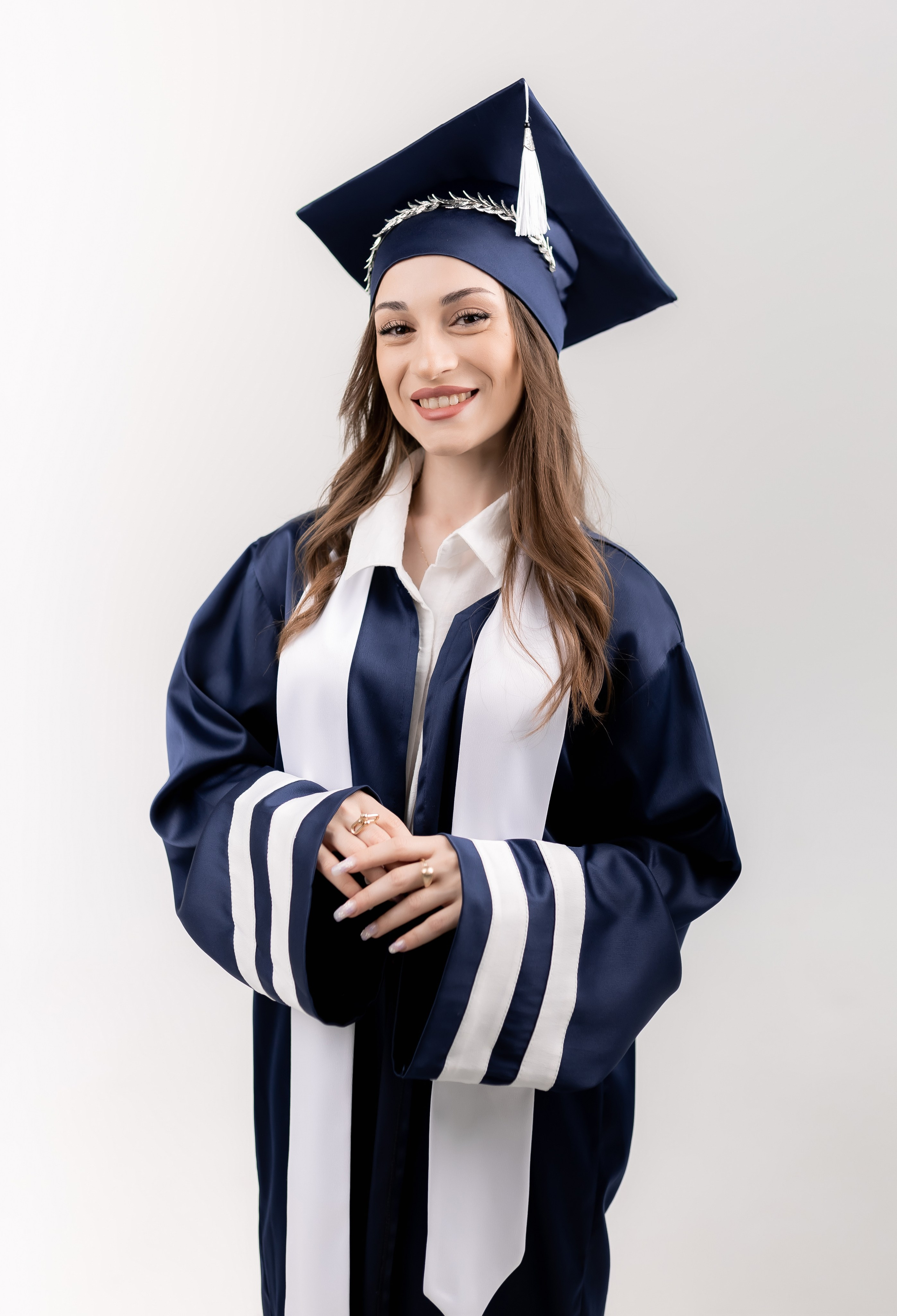 Premium mezun xalati, qara mezun geyimi, ag mezun libasi, qirmizi sarfli mezun paltari, mezun aksesuarlar, mezun papaqlari, mezun lentleri, mezun hediyyeleri, mezun fotosessiya geyimleri, mezun cekilisi ucun geyimler, mezun tedbirleri ucun aksesuarlar, mezun geyimlerinin icare ve satisi, premium mezun libaslari, mezun geyimleri online sifaris, mezun geyimleri Bakida, mezun geyimleri qiymetleri, mezun geyimleri modelleri, Mezun cekilisi, mezun fotosessiyasi, mezun cekilisi ucun geyimler, mezun mantiyasi cekilisi, mezun fotosessiya ideyalari, mezun gunu fotosessiya, mezun xatireleri, mezun papaqlari ile fotosessiya, mezun lentleri ile cekilis, ferdi mezun fotosessiyasi, qrup mezun cekilisi, mezun fotosessiya mekani, mezun ucun ideal cekilis fonlari, mezun fotosessiya aksesuarlari, mezun albomu sekilleri, mezun cekilisi poza ideyalari, universitet mezun fotosessiyasi, kollektiv mezun fotosessiyasi, mezun xalatlari ile cekilis, mezun mantiyasi fotosessiyasi, mezun geyimleri ile professional cekilis, mezun tebrik fotosessiyasi, en yeni mezun cekilis trendləri, mezun fotosessiya xidmetleri, premium mezun cekilisi, mezun cekilisi ucun dekorlar, mezun fotosessiyasi aksesuarlar, mezun gunu en gozel fotolar, mezun cekilisi fotostudiya, bakida mezun fotosessiyasi, xaricde mezun cekilisi, mezun gunune ozel cekilis,Məzun mantiyaları, eksklüziv məzun geyimləri, ağ və qara məzun libasları, məzun üçün xüsusi şarf modelləri, məzun papağı və aksesuarları, fərdi dizayn məzun geyimləri, məzun tədbiri üçün ən yaxşı seçimlər, məzun fotosessiyası üçün ideal libaslar, məzun mərasimi geyimləri, keyfiyyətli məzun mantiyası, rahat və şık məzun geyimləri, məzun üçün lent və tac modelləri, məzun simvolik medalları, icarəyə verilən məzun libasları, məzun geyimlərinin sərfəli qiymətləri, onlayn məzun geyimi sifarişi, məzun paltarı mağazası, dəbli məzun geyimləri, premium məzun mantiyalarının satışı, universitet məzunları üçün mantiyalar, kollektiv məzun geyimləri, məktəb məzunları üçün geyimlər, diplom mərasimi üçün geyimlər, fərqli rəngdə məzun libasları, ən yeni məzun geyimləri, rahat və premium məzun geyimi seçimləri, Bakıda məzun geyimi mağazası, məzun üçün ən yaxşı libaslar, məzun dünyası, mezun dunyasi, mezun geyimleri