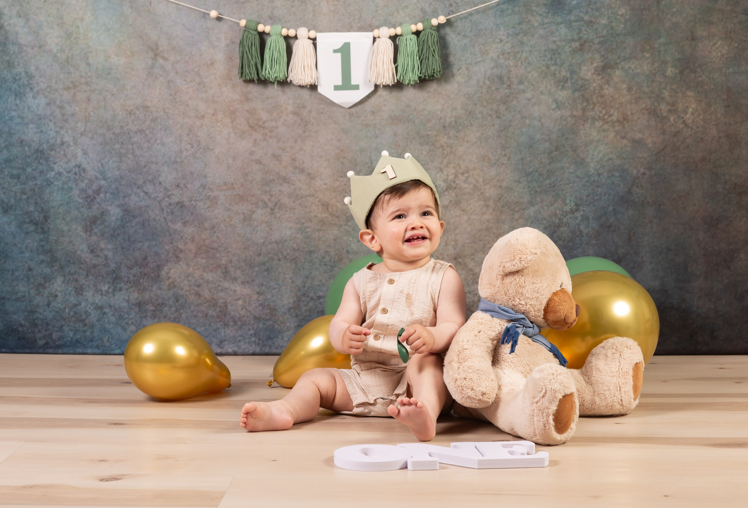 Smash Cake. Photographer is San Jose, Iryna Novosyolova