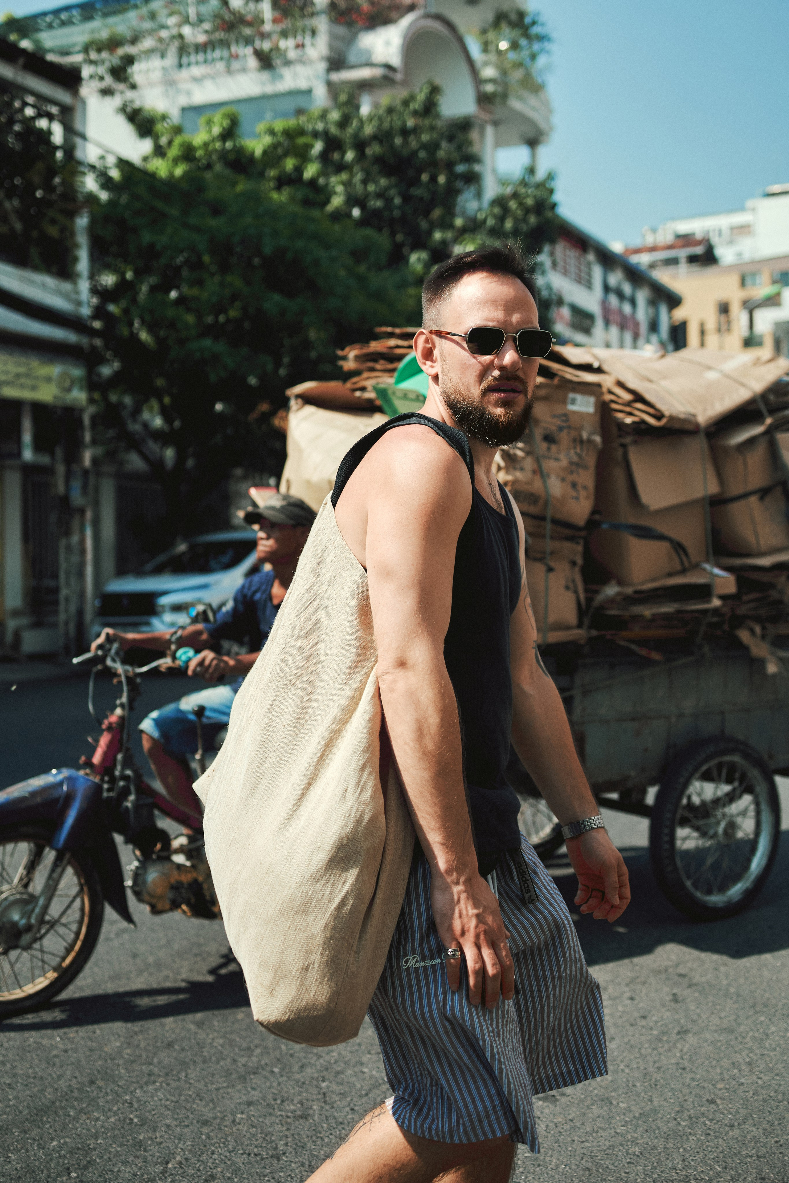 Street. Photographer in Nha Trang — Dani Prokopenko
