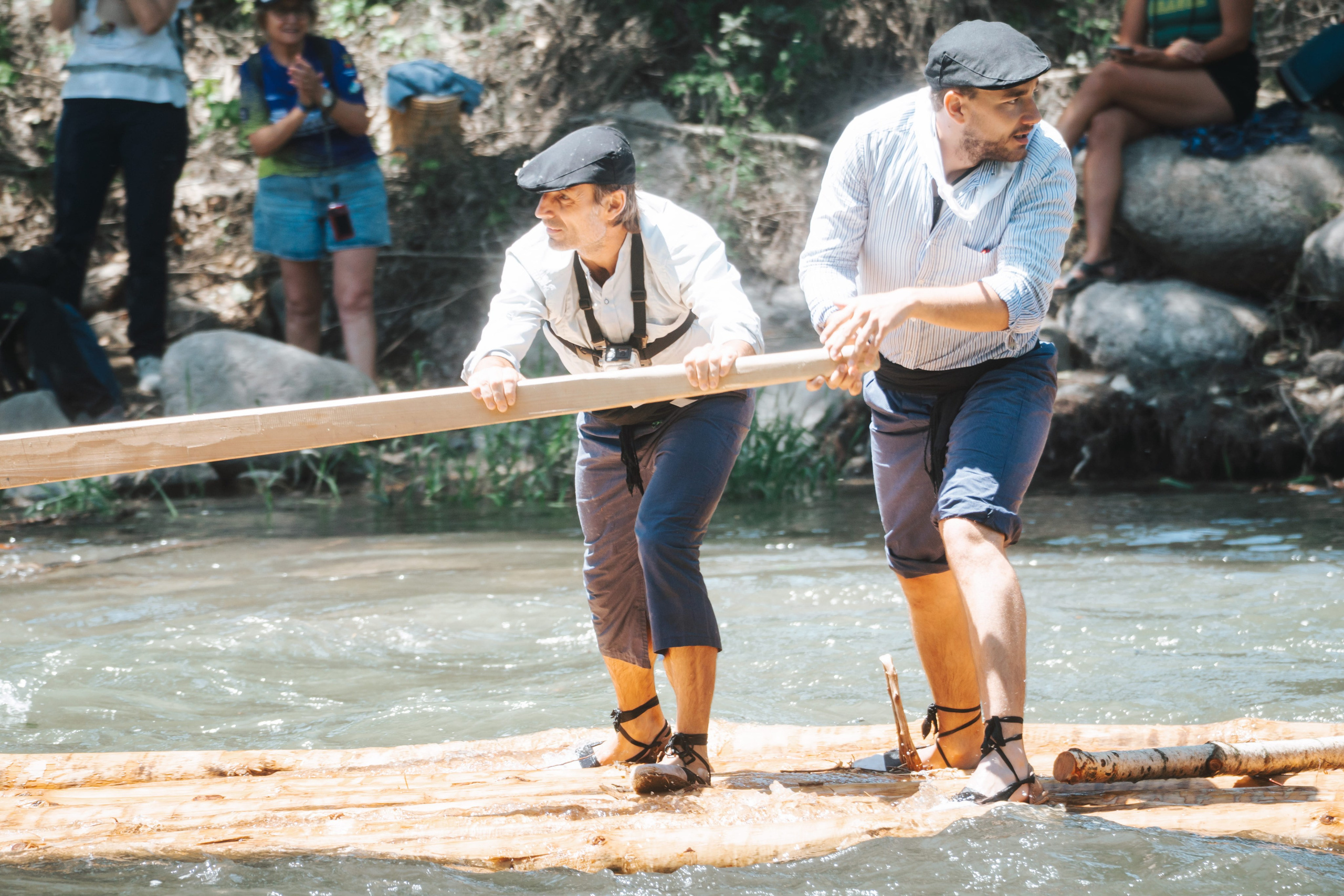 Diada de los Raiers 2026, La Pobla de Segur. Fotógrafa y videógrafa en Lleida y Pirineos | Alba del Norte Studio