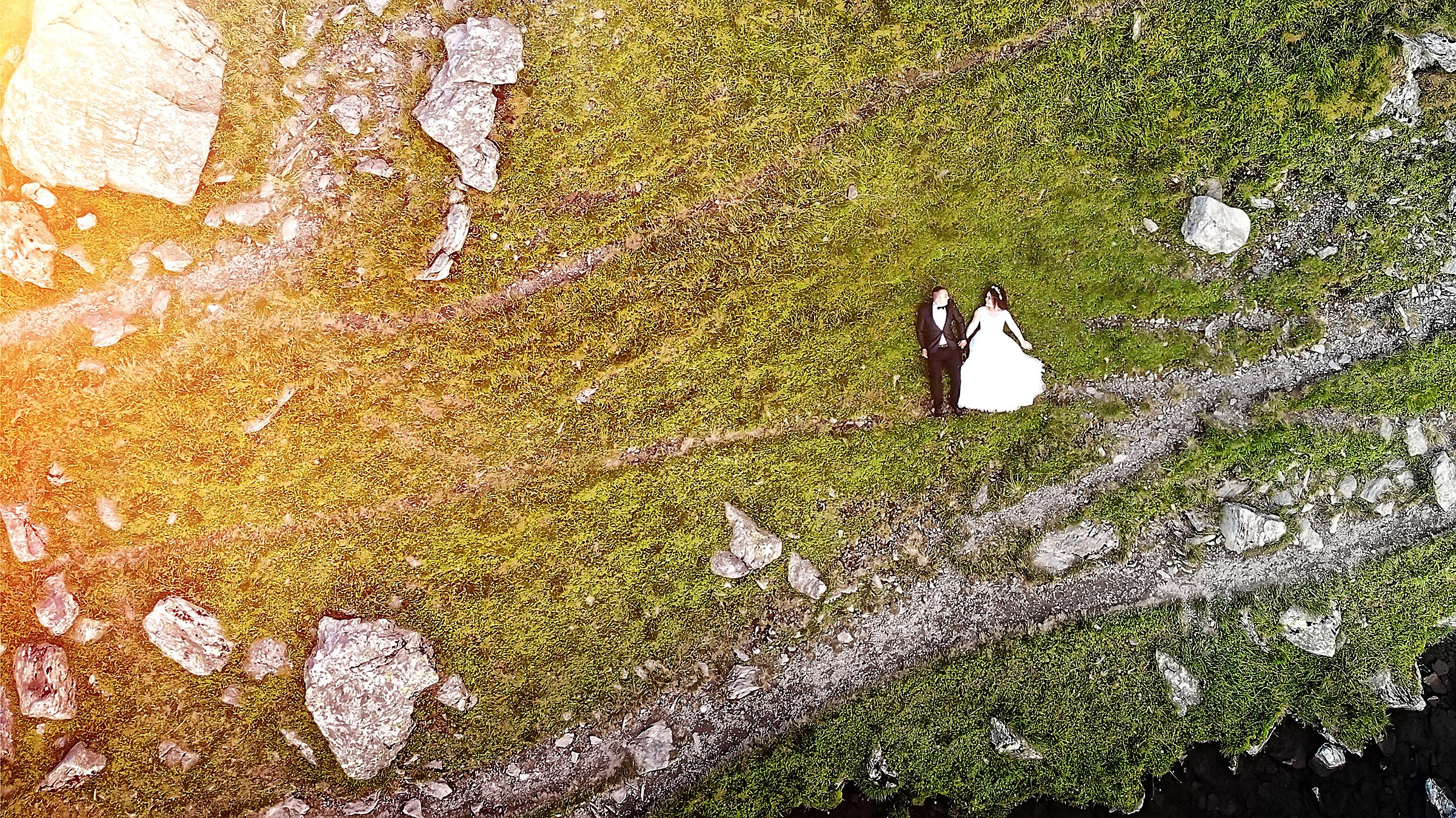 Sedință Trash the Dress Simona & Marian, Transfăgărășan. Fotograf Nunta Craiova