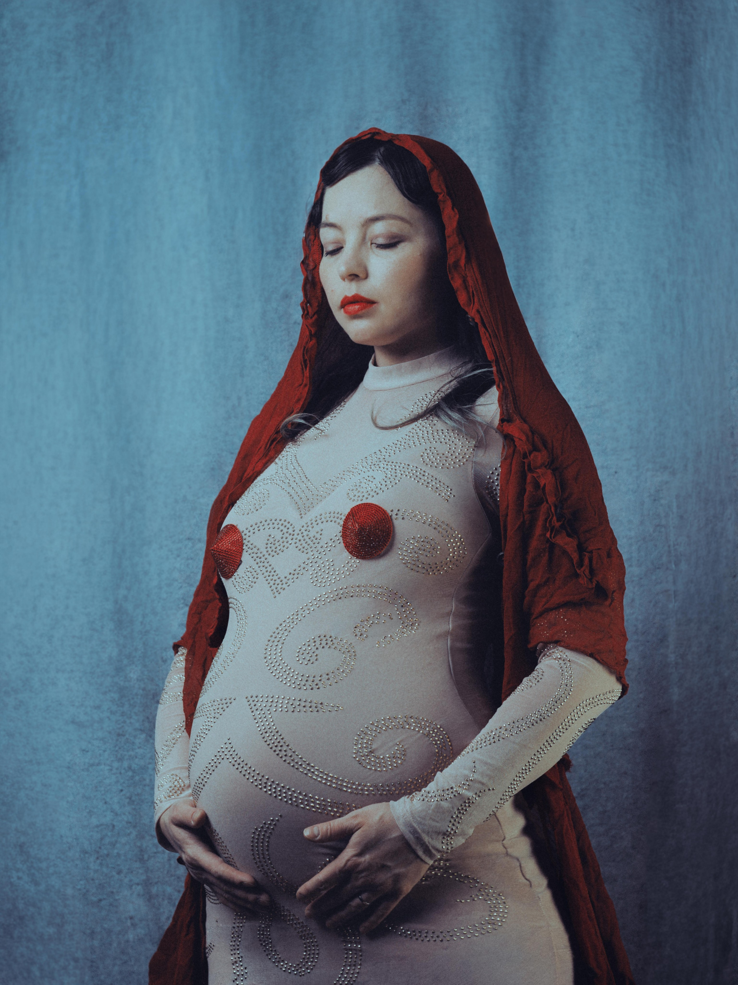 Lantern room. Art, photography, corsetry and music by Adelina Minnigalieva