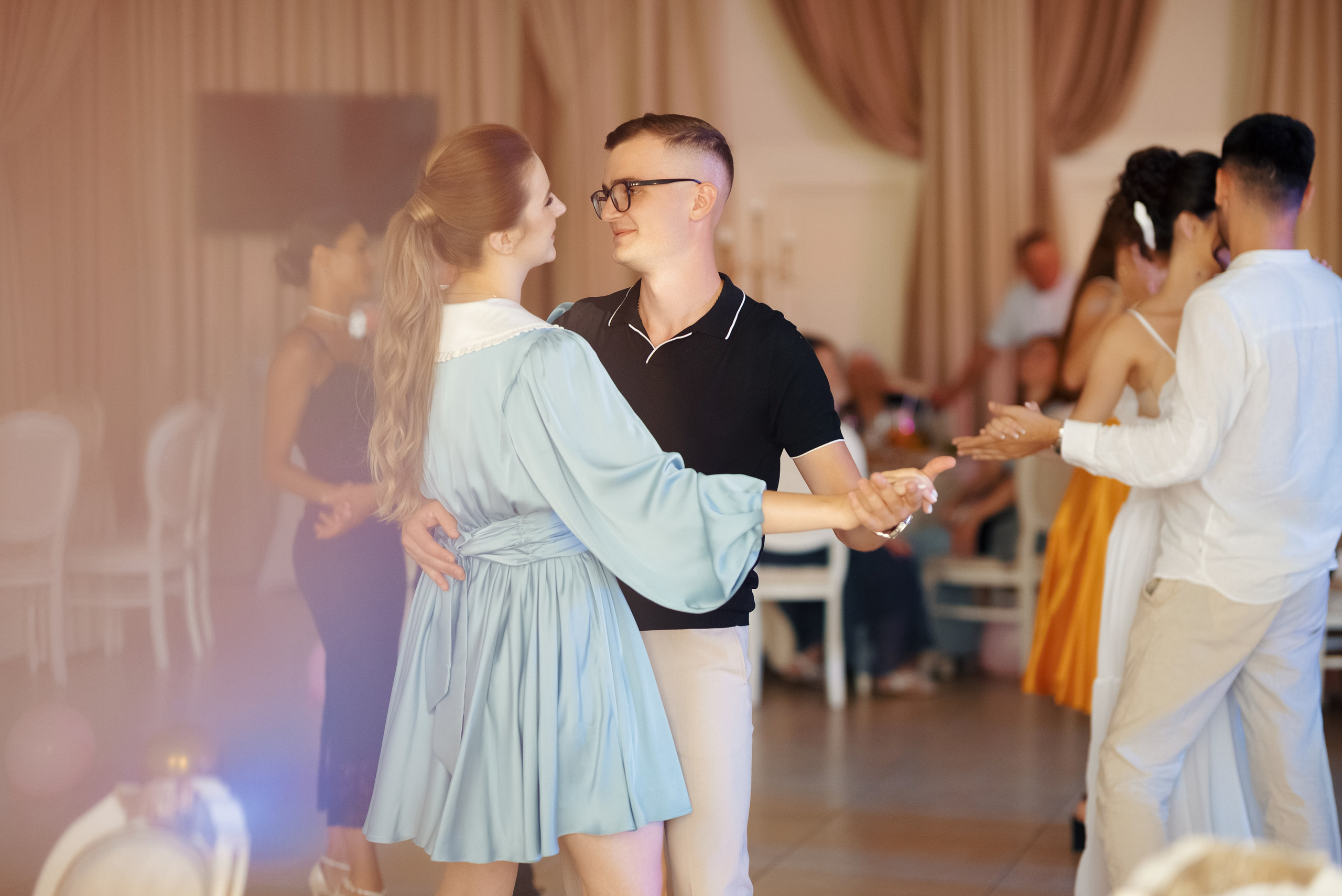 Съемка кресбин организация и проведение торжеств. Zauglom — креативная продакшн-компания полного цикла