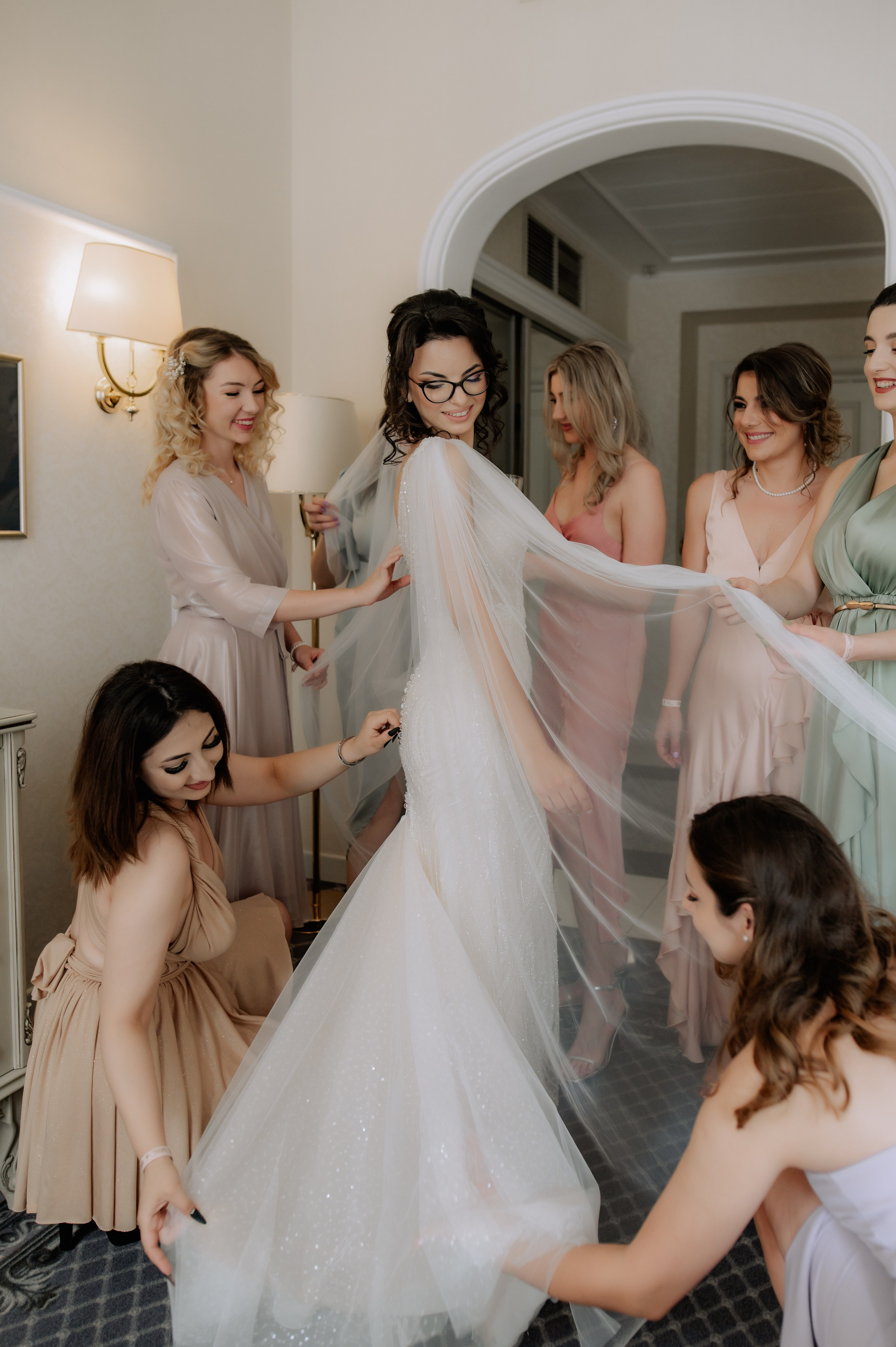 Fotograf Nunta Bucuresti la Baroque Events and Garden. Proud Vision Weddings | Wedding Photography & Film — Servicii profesionale Foto Video Nunta Iasi