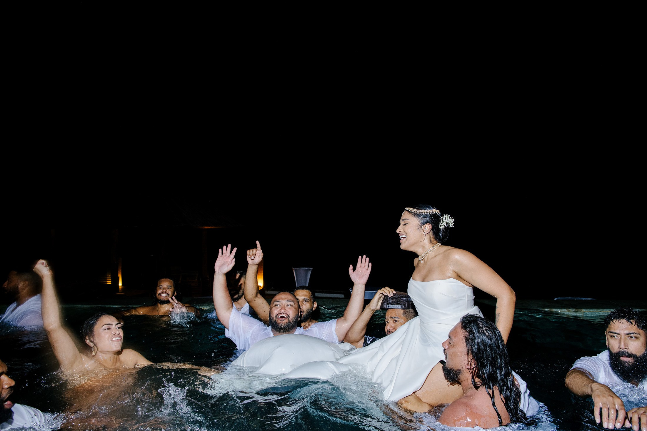 Big funny wedding with guests in paradise Bali island. Get.it.feel — Aesthetic Photography and Videography