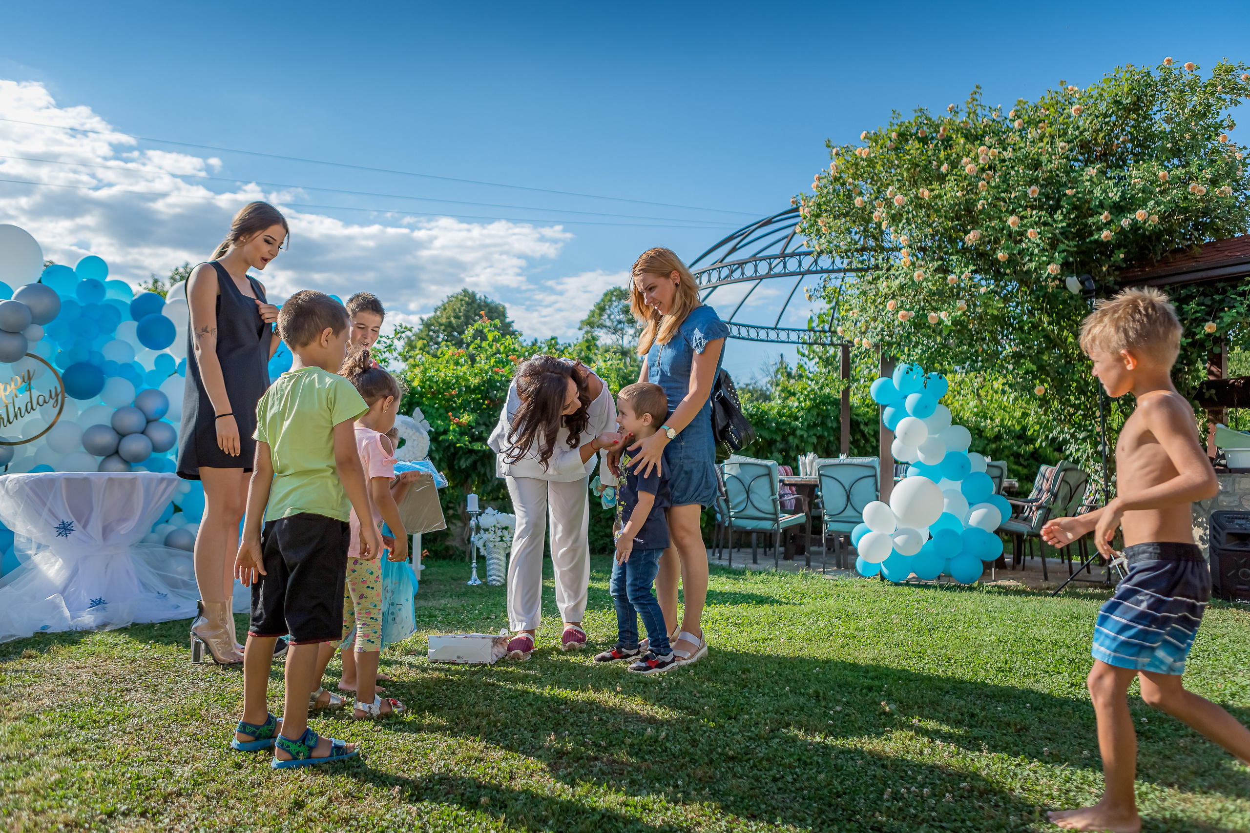 Честит Рожден Ден. Фотограф Ирина Йотова