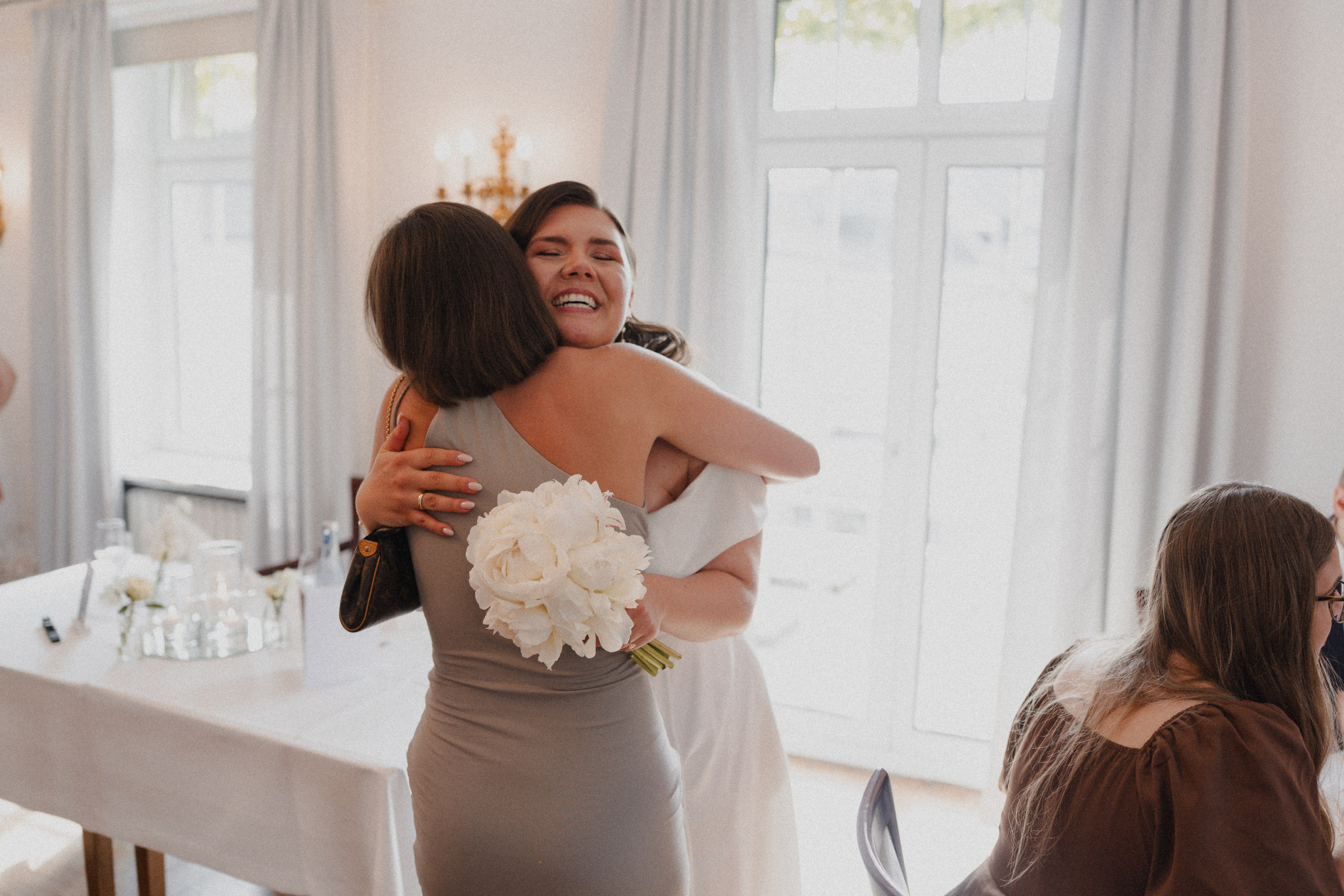 Jessica & Felix I Gesellschaft Harmonie Bochum. Hochzeitsfotografin Bochum | Halyna Reiche Fotografie NRW