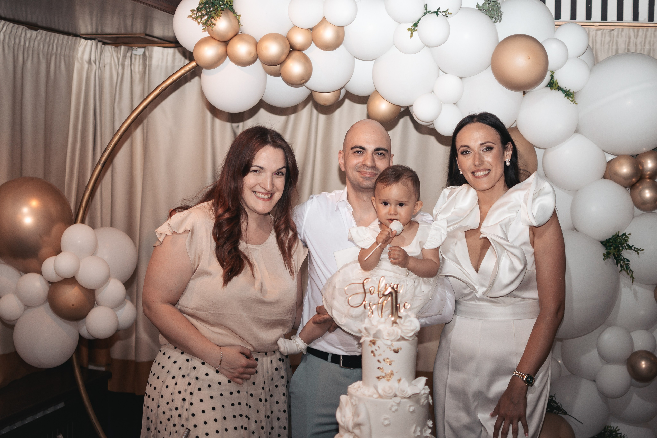 Sofija, krštenje i rođendan. BambinaaPhotography