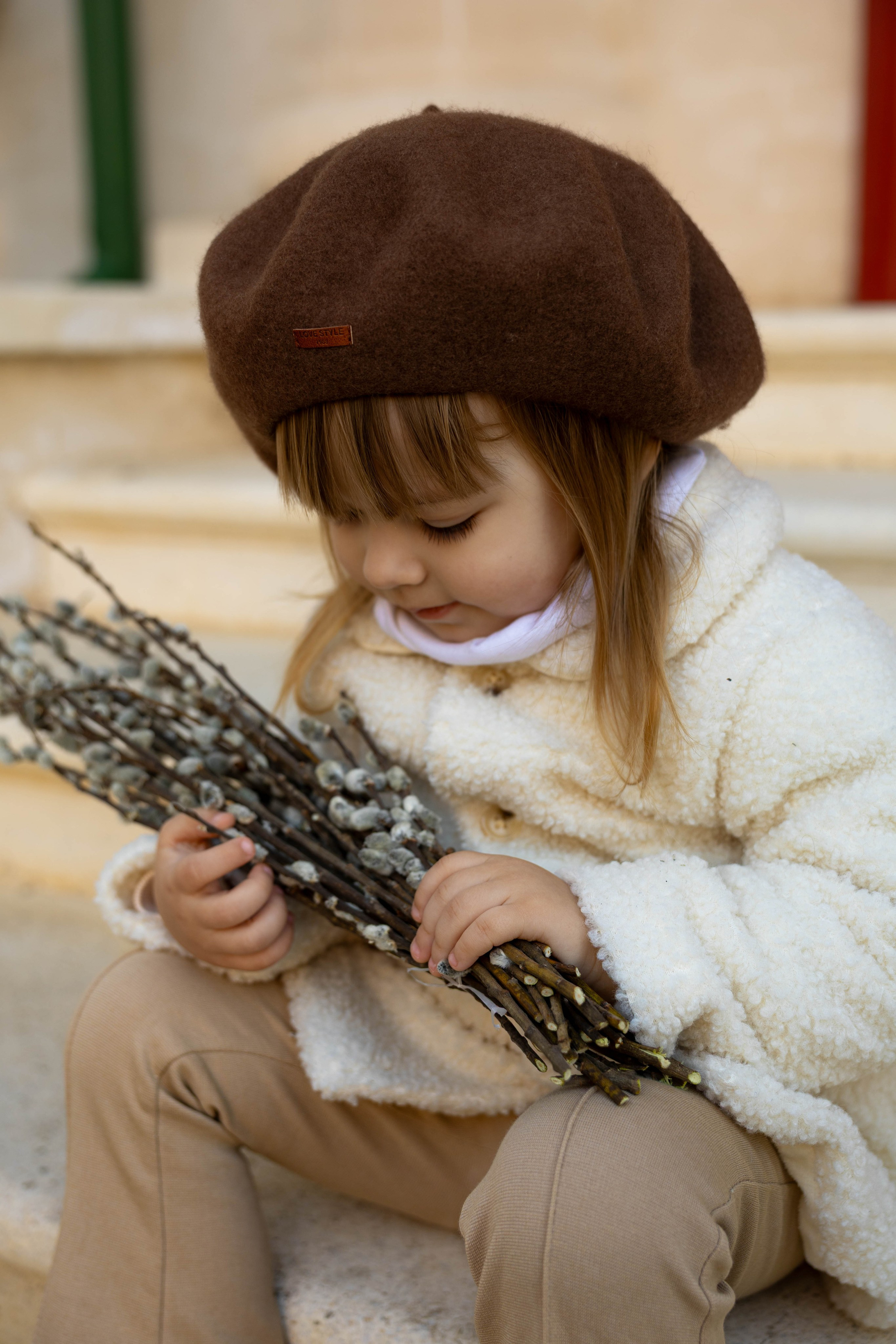 Фотосессия ребенка в вербное воскресенье. Семейный фотограф в Кишиневе, Молдова Врабий Ольга