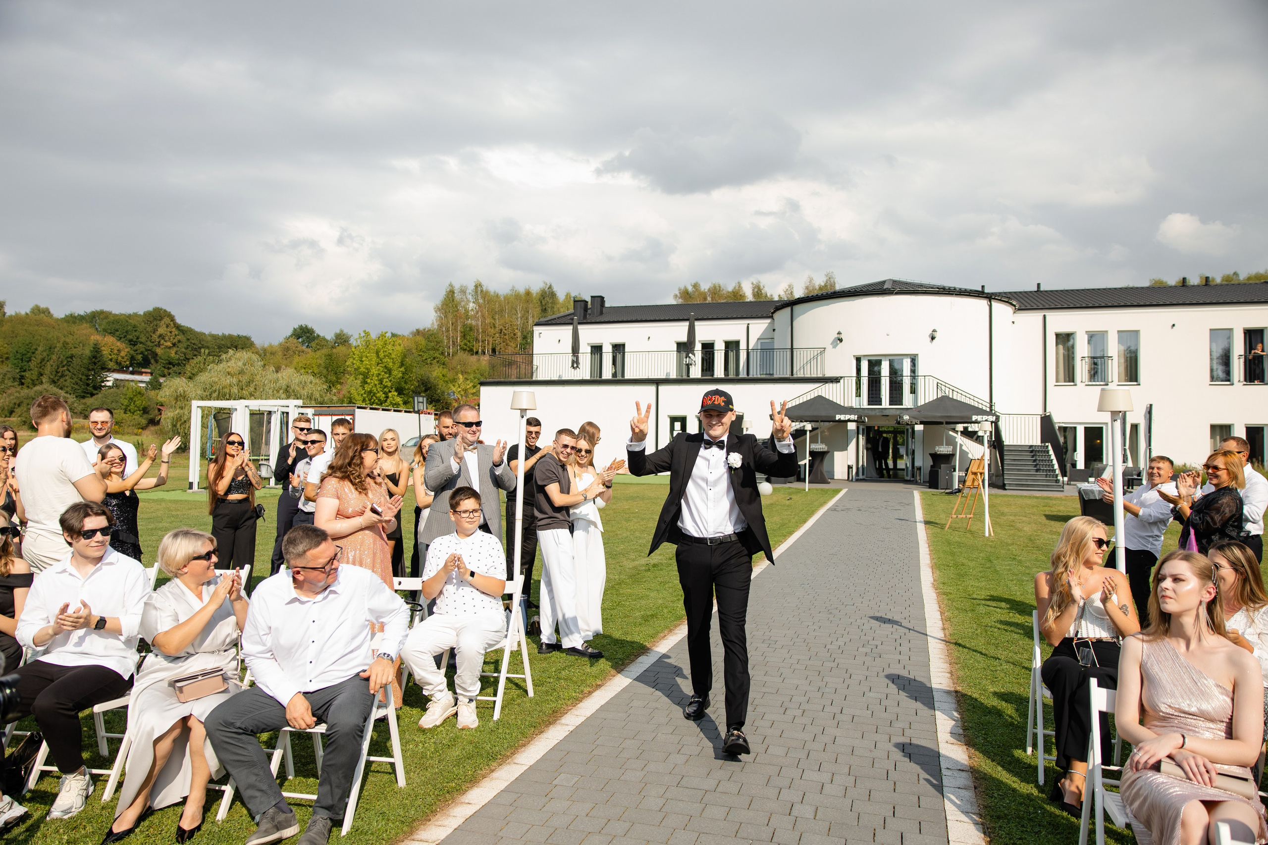 Артур + Анастасія. Весільний, сімейний фотограф Варшава