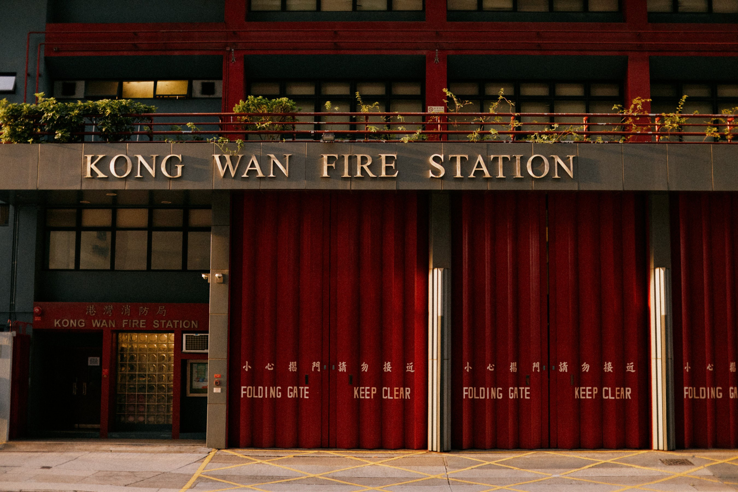 Urban city. Location131 | Vancouver Photographer for Fashion, Portraits, Events and More Across Canada| YVR — Vlad Li