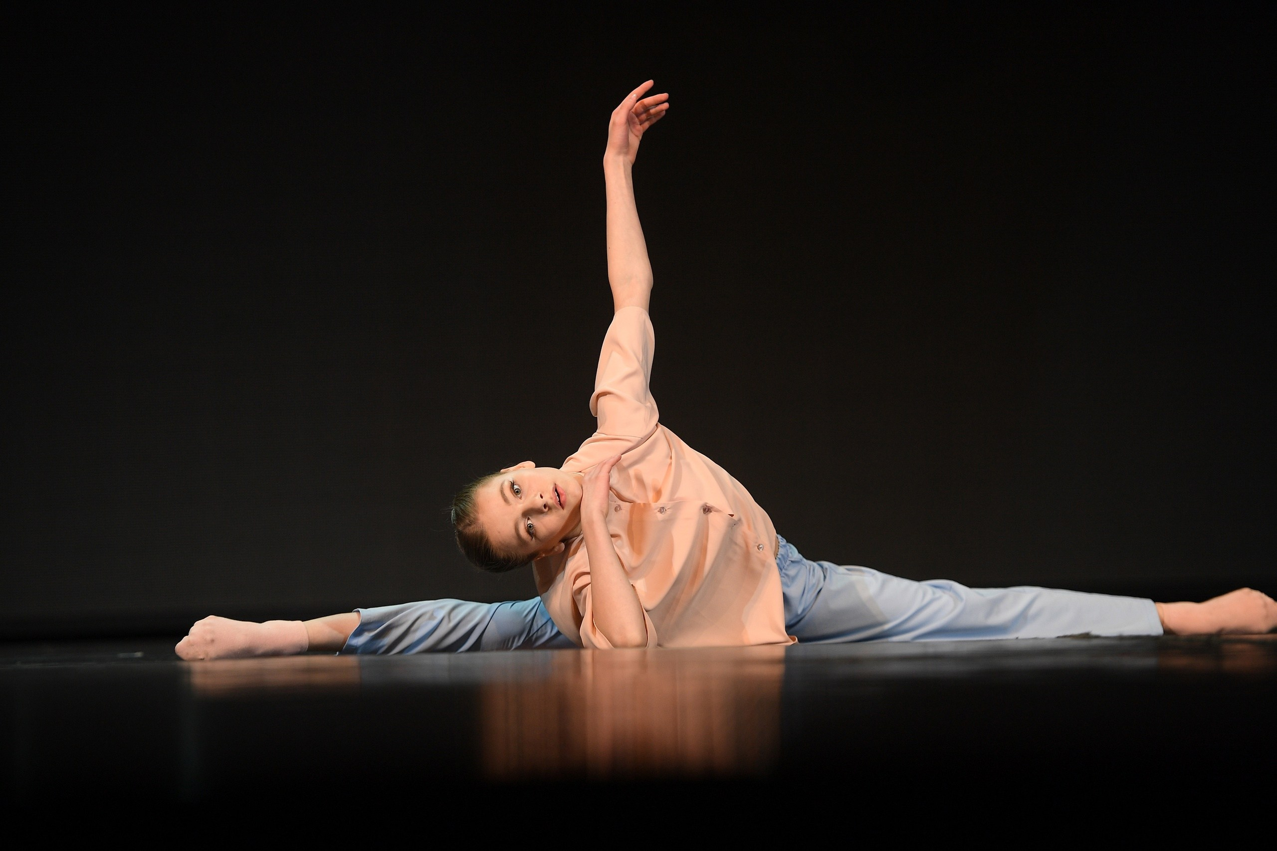 Corporate headshot photographer Irina Ermak New Yorc (NYC). Irina Ermak wedding photographer in New York