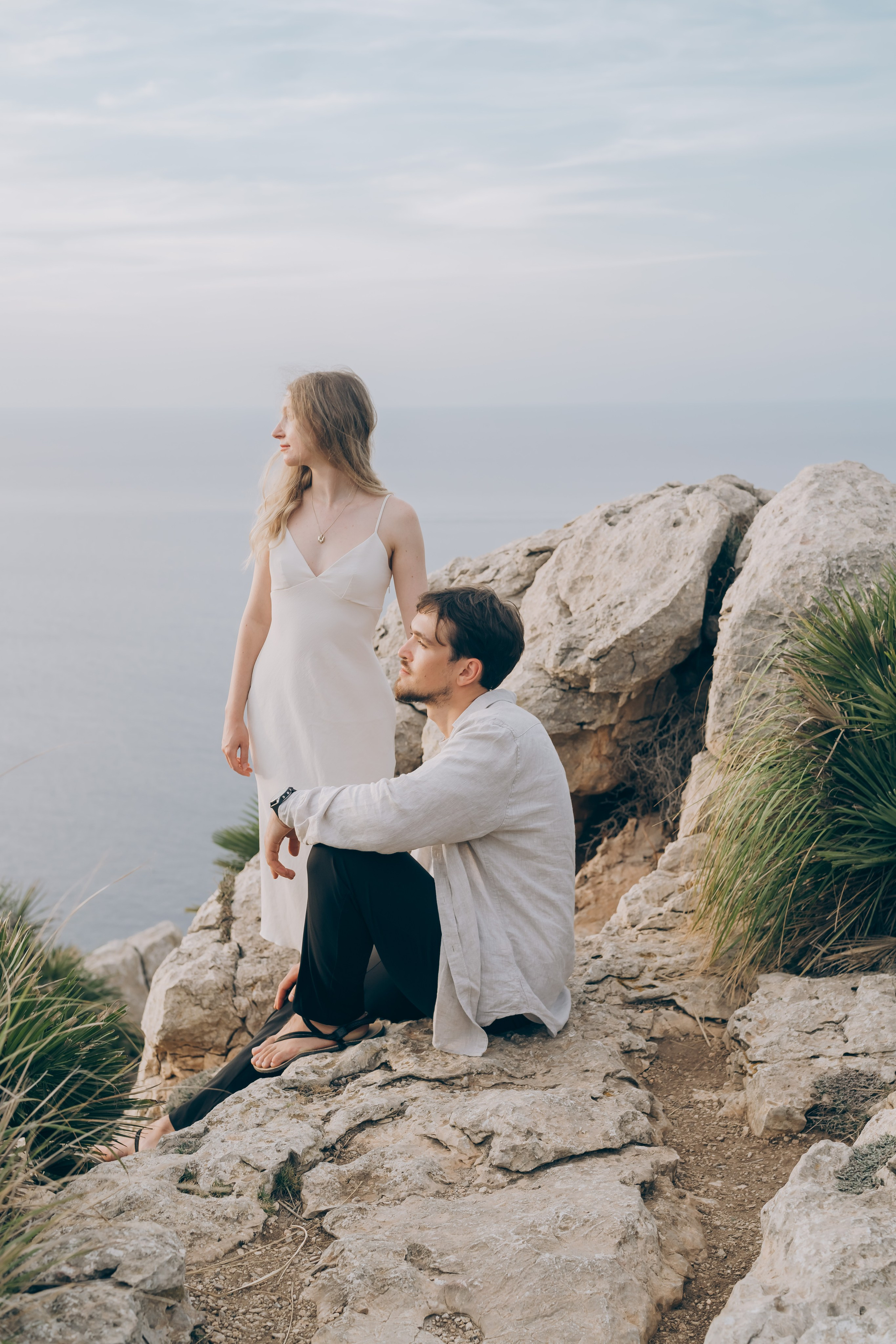 On top of the mountains and by the sea. Фотограф у Пальма де Майорка